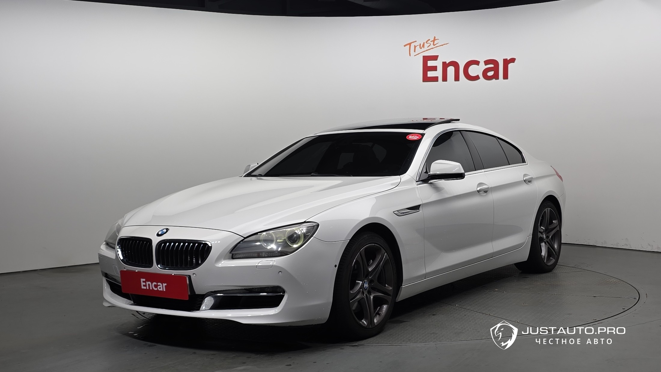 Автомобиль BMW 6-Series