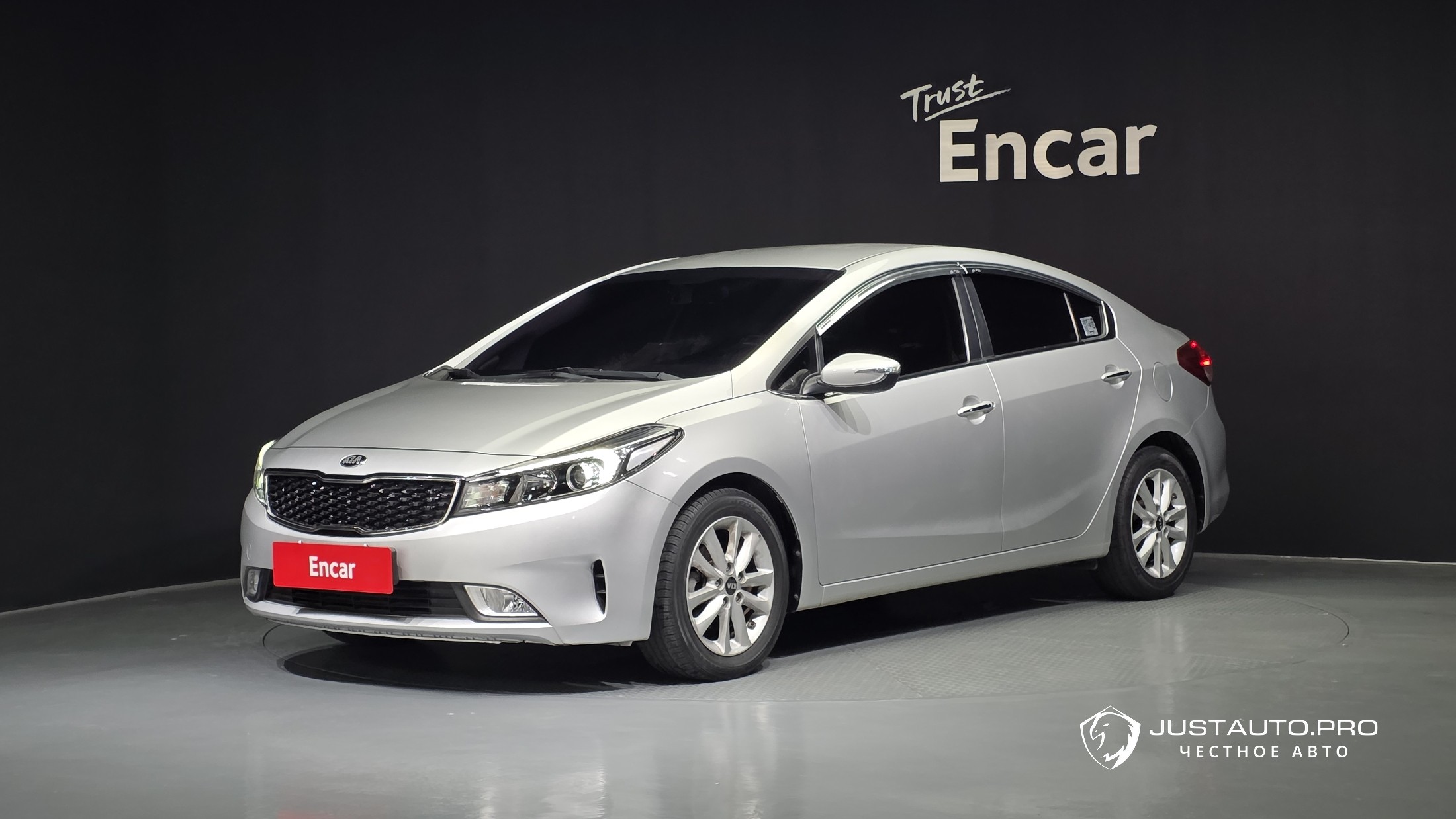 Автомобиль Kia K3