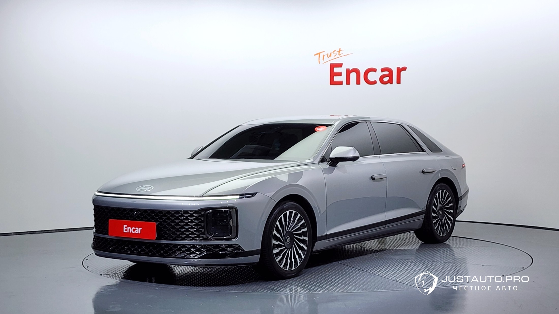 Автомобиль Hyundai Grandeur