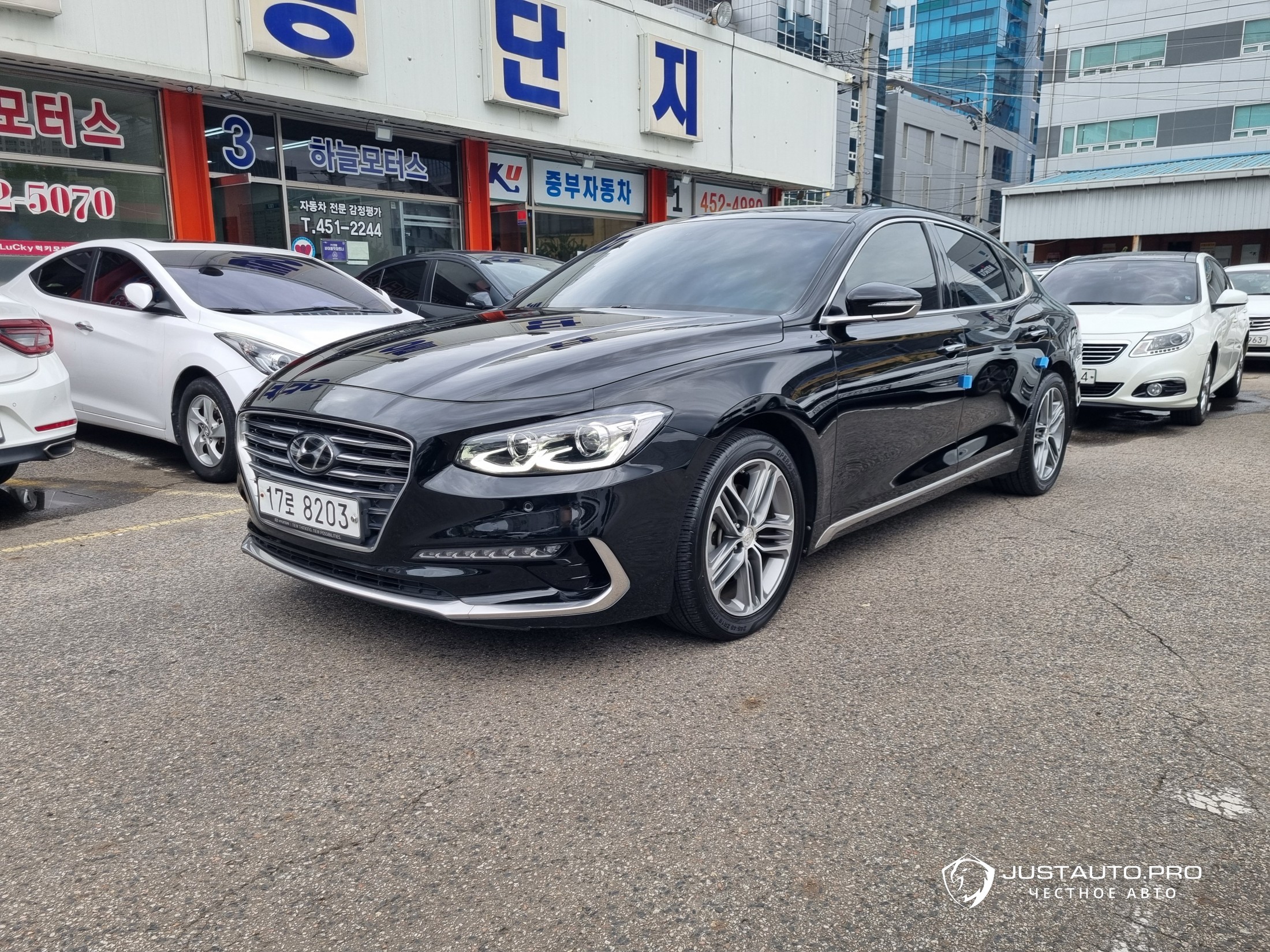 Автомобиль Hyundai Grandeur