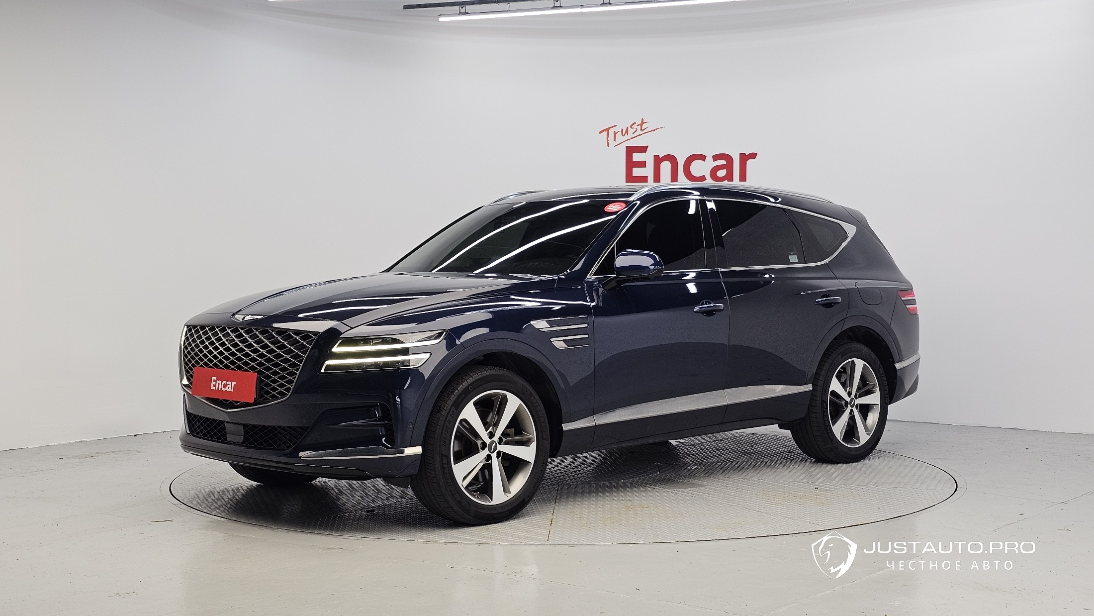 Автомобиль Genesis GV80