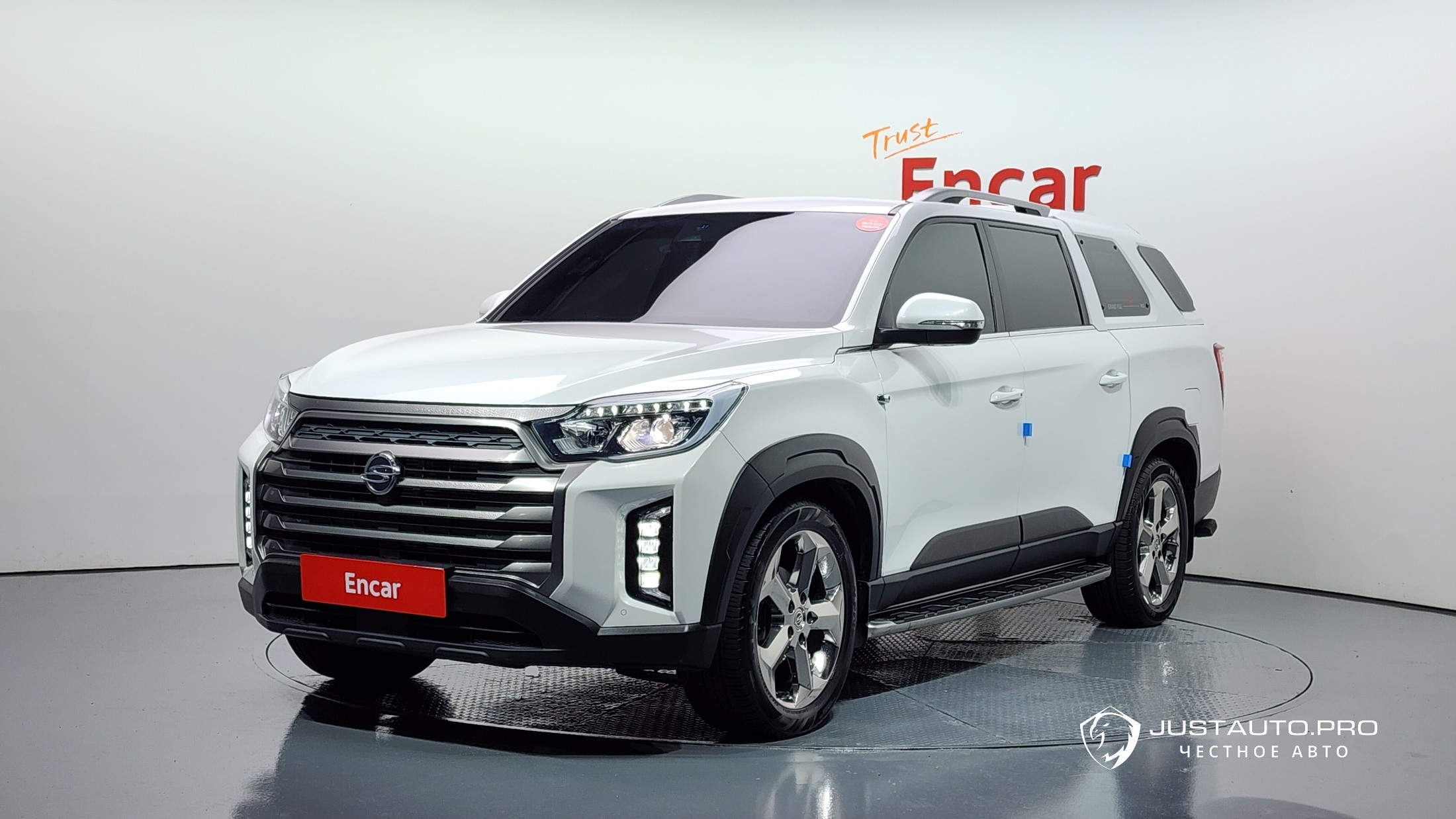 Автомобиль KG_Mobility_Ssangyong Rexton