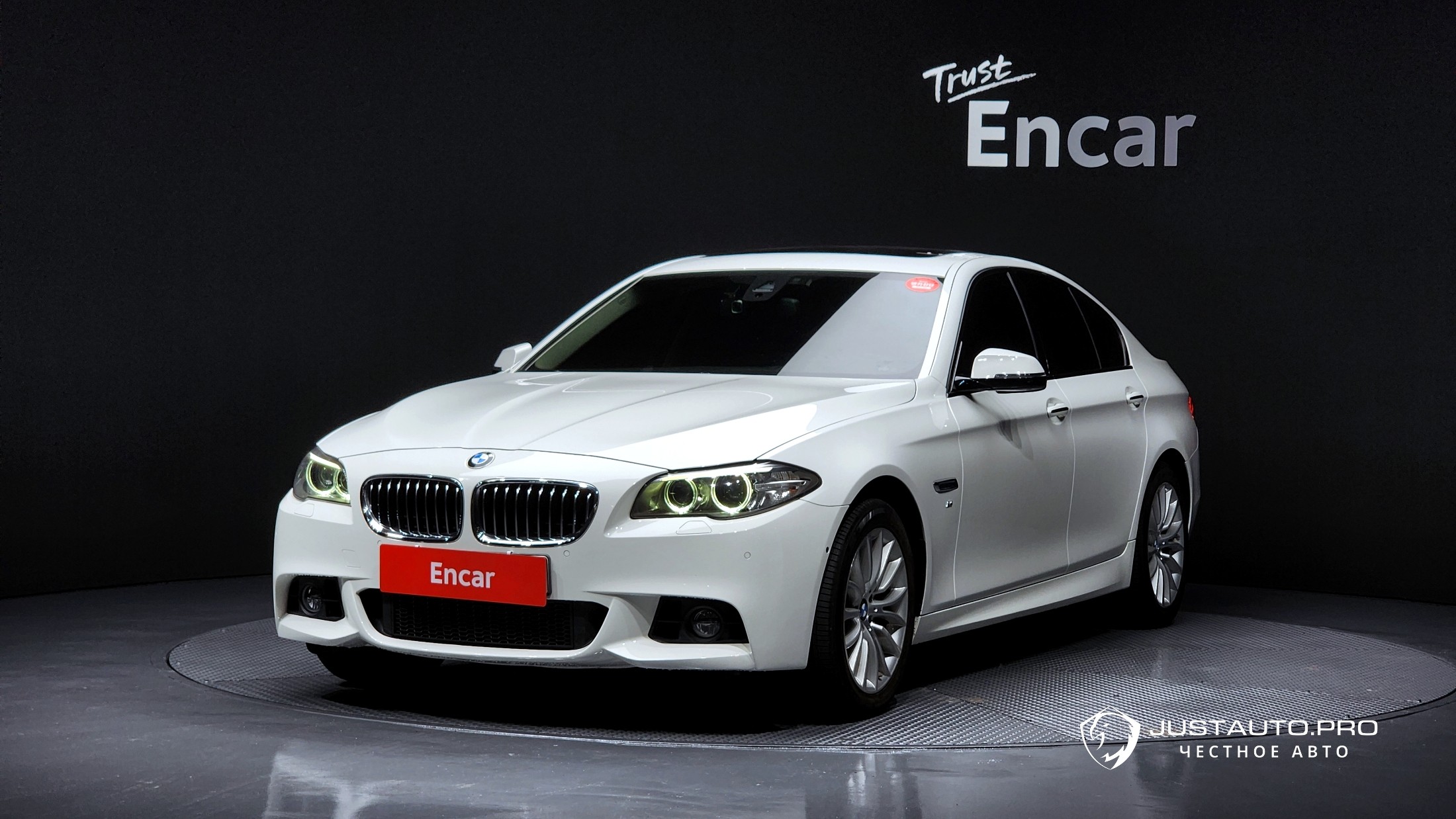 Автомобиль BMW 5-Series