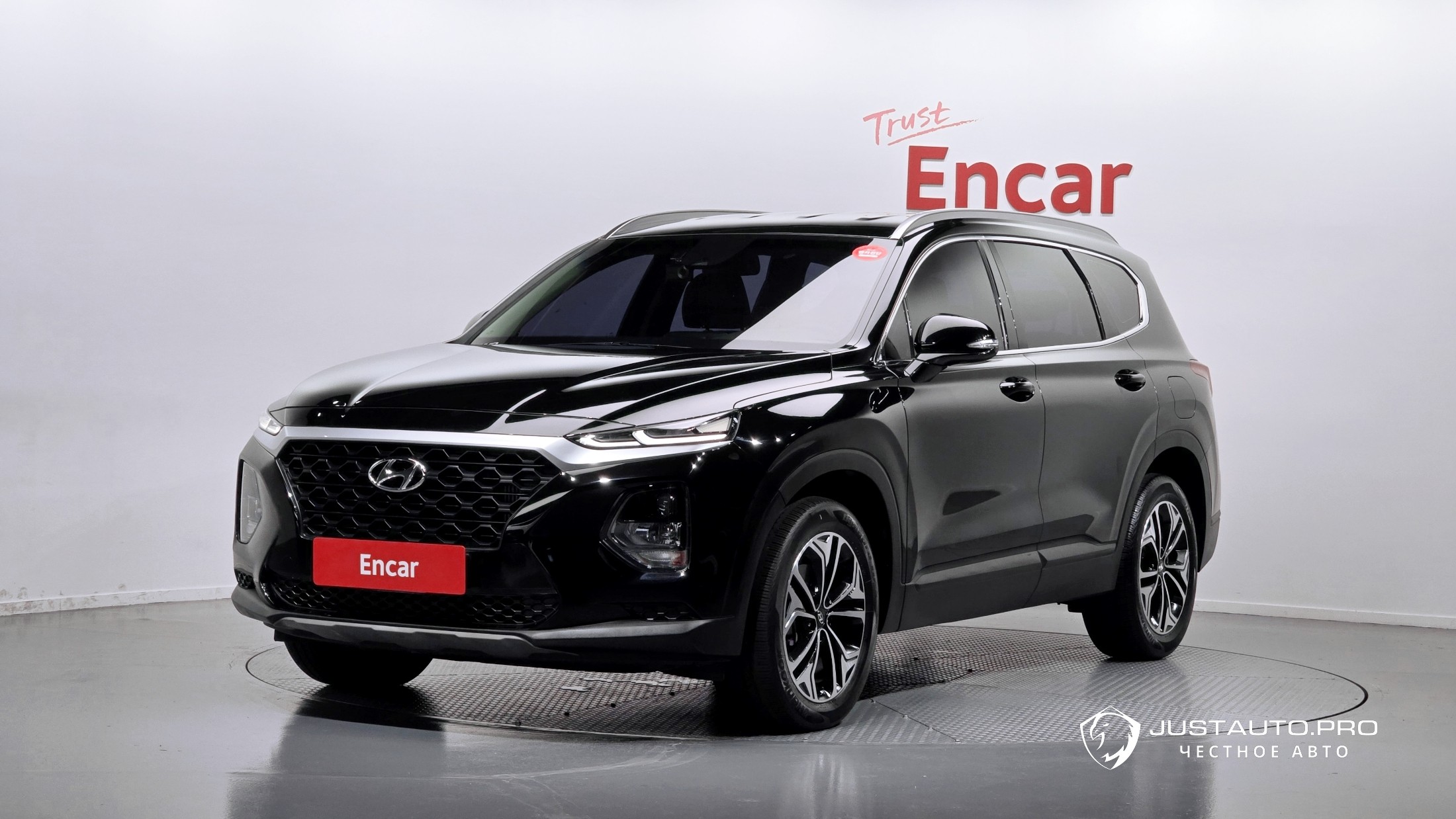 Автомобиль Hyundai Santafe