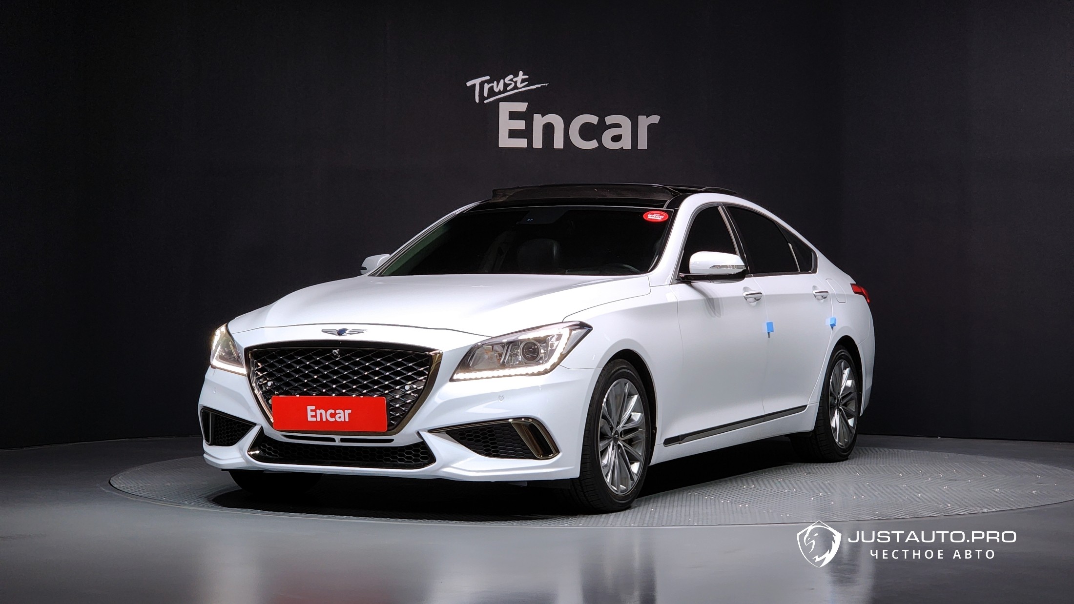 Автомобиль Hyundai Genesis