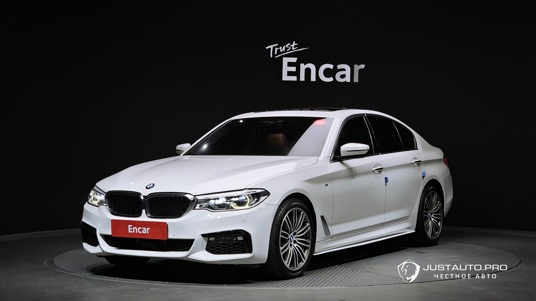 Автомобиль BMW 5-Series