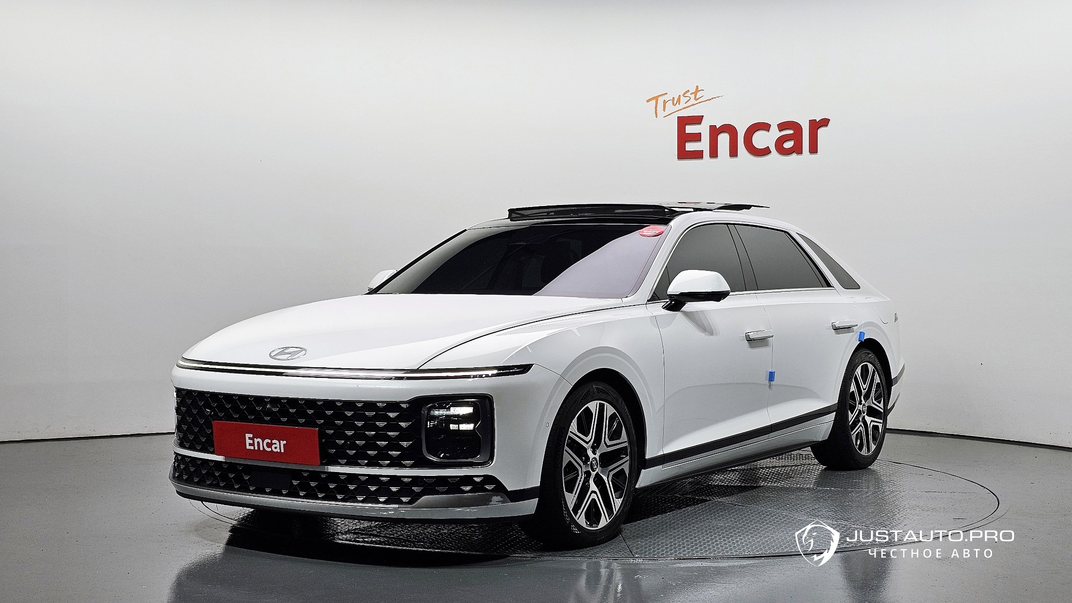 Автомобиль Hyundai Grandeur