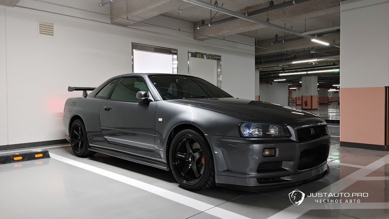 Автомобиль Nissan Skyline