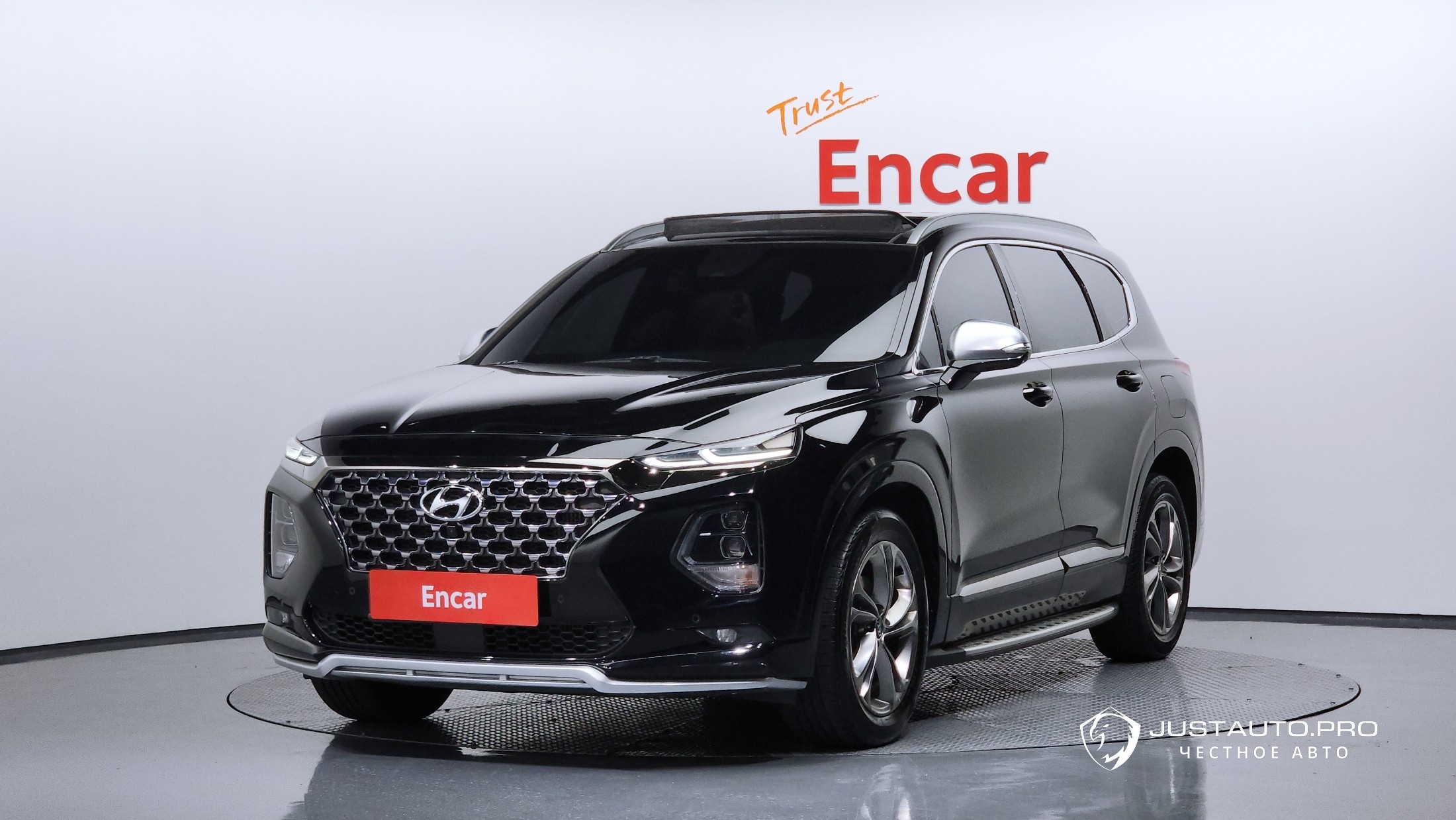 Автомобиль Hyundai Santafe