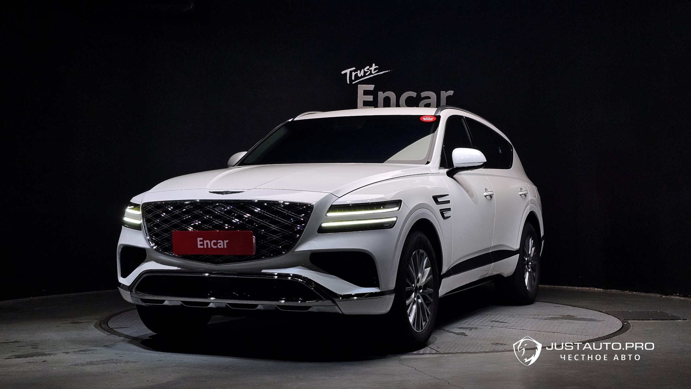 Автомобиль Genesis GV80