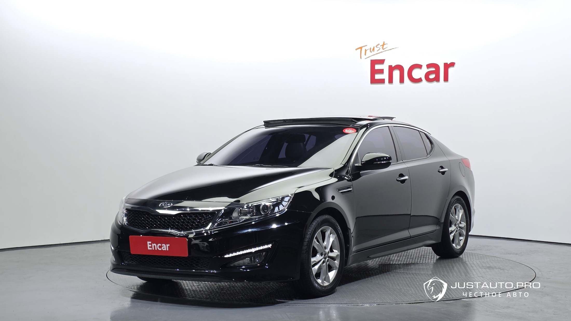 Автомобиль Kia K5