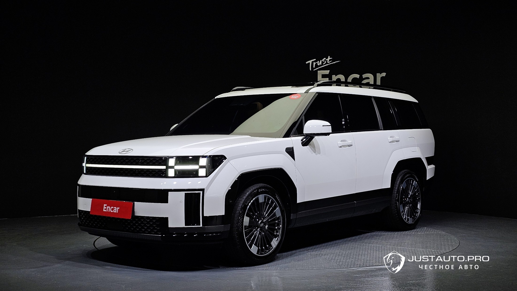 Автомобиль Hyundai Santafe