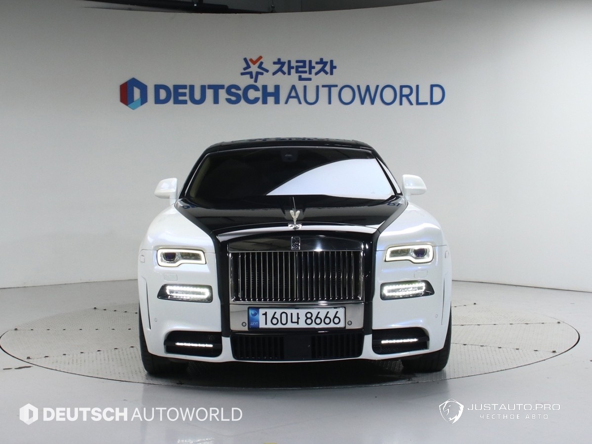 Автомобиль Rolls-Royce Ghost