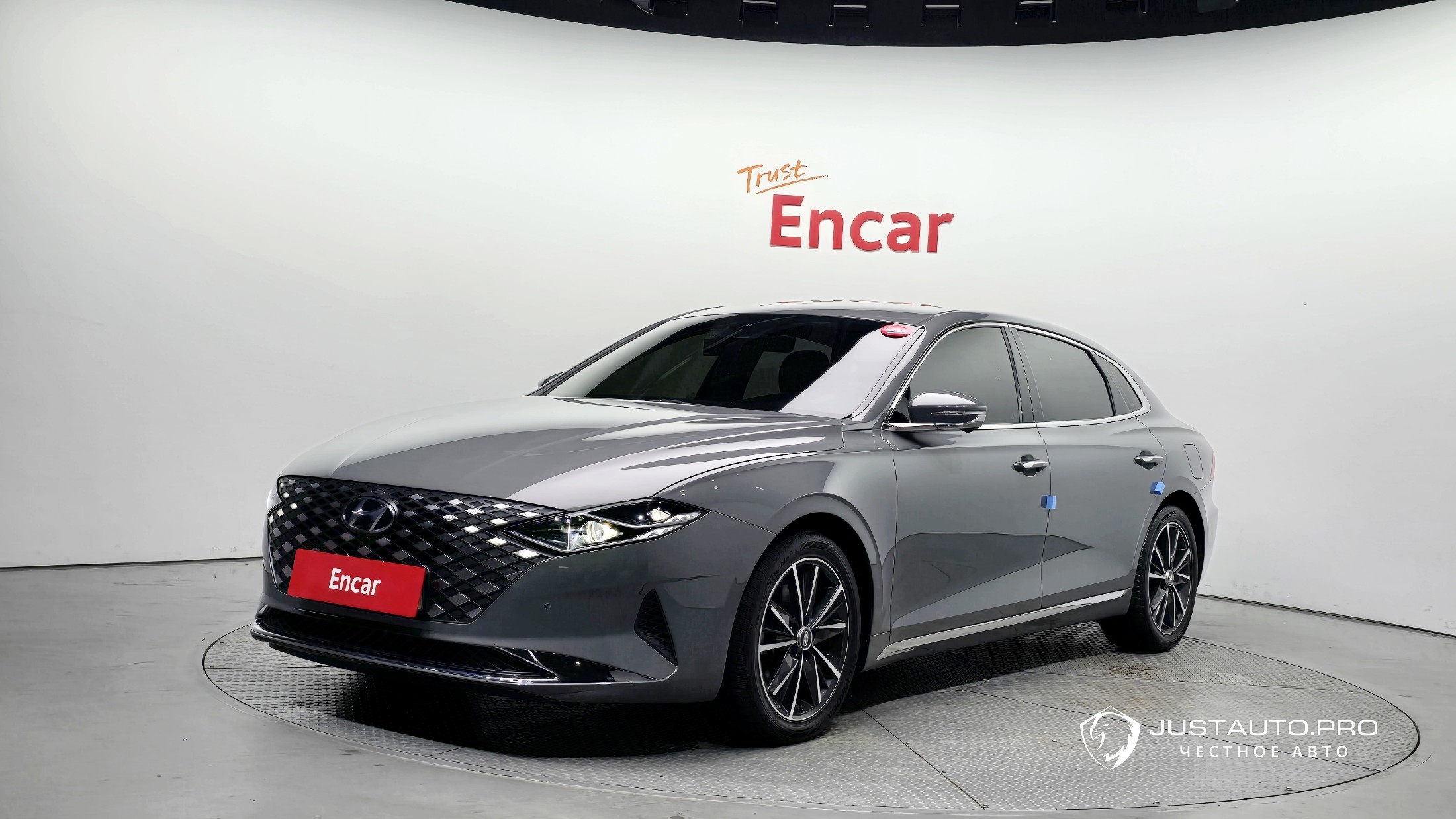 Автомобиль Hyundai Grandeur