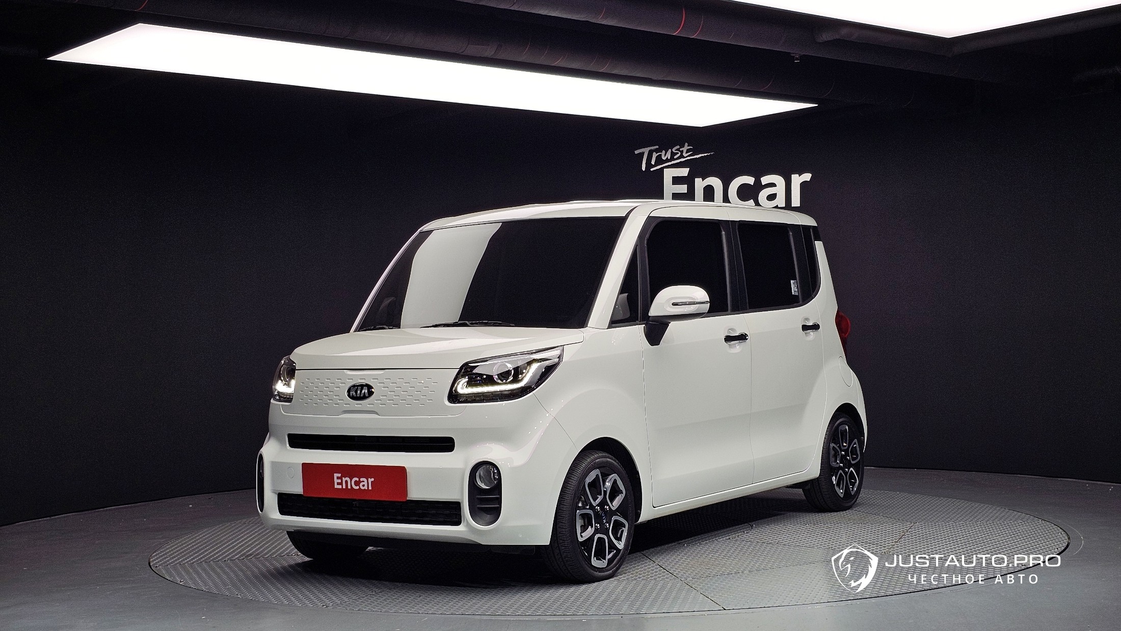 Автомобиль Kia RAY