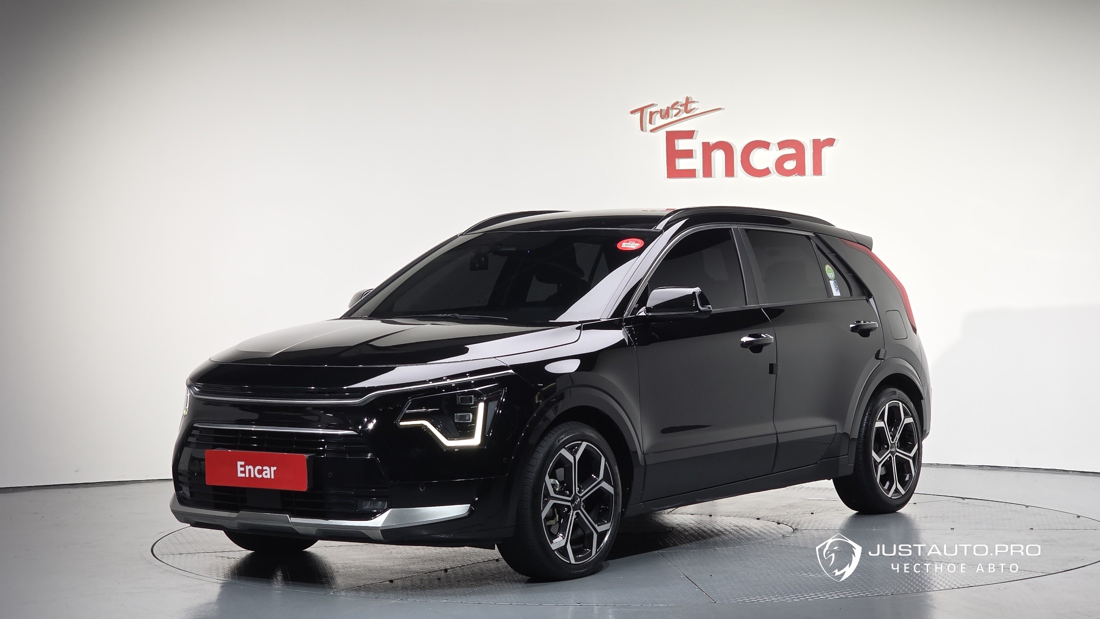 Автомобиль Kia Niro