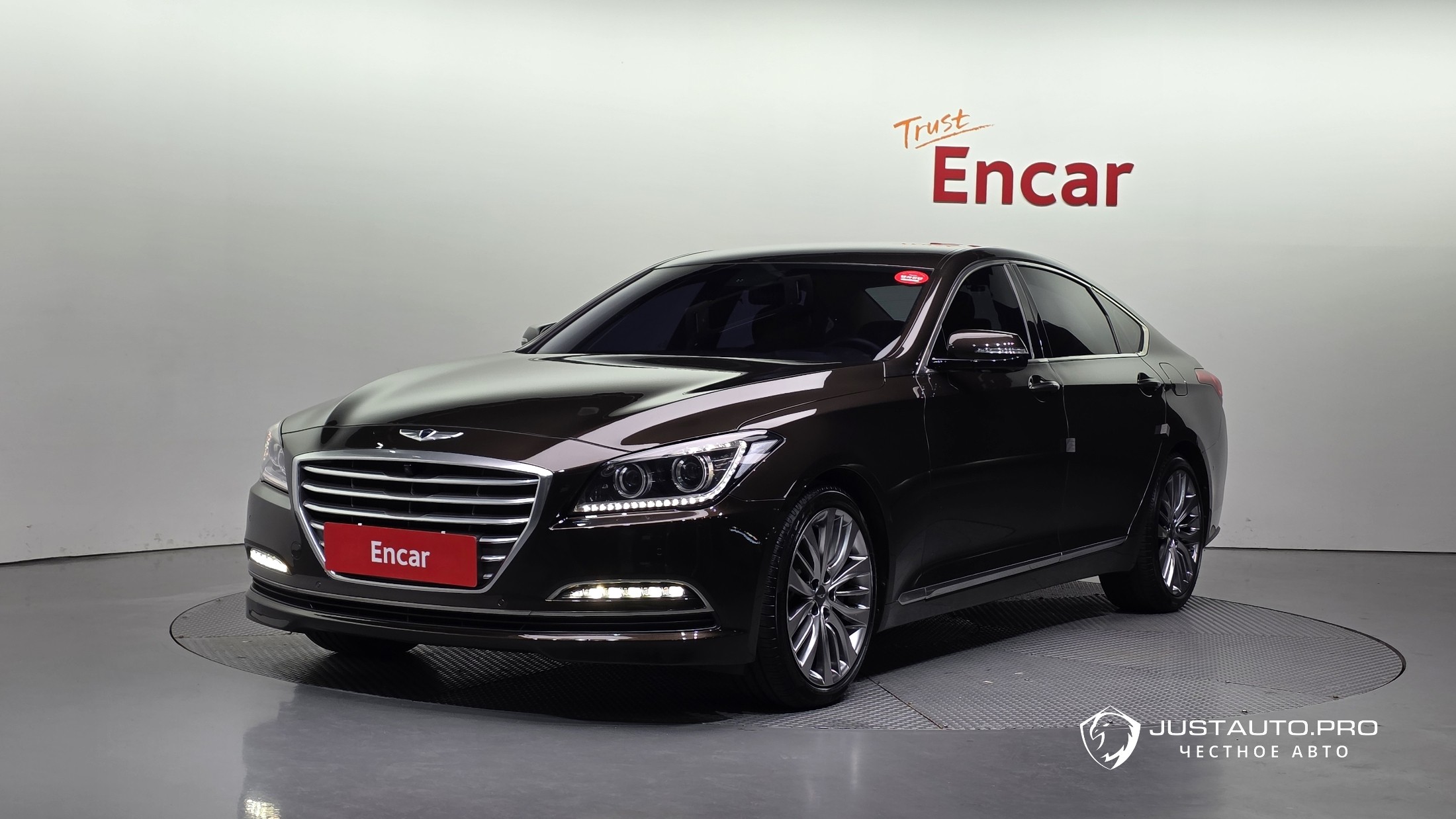 Автомобиль Hyundai Genesis
