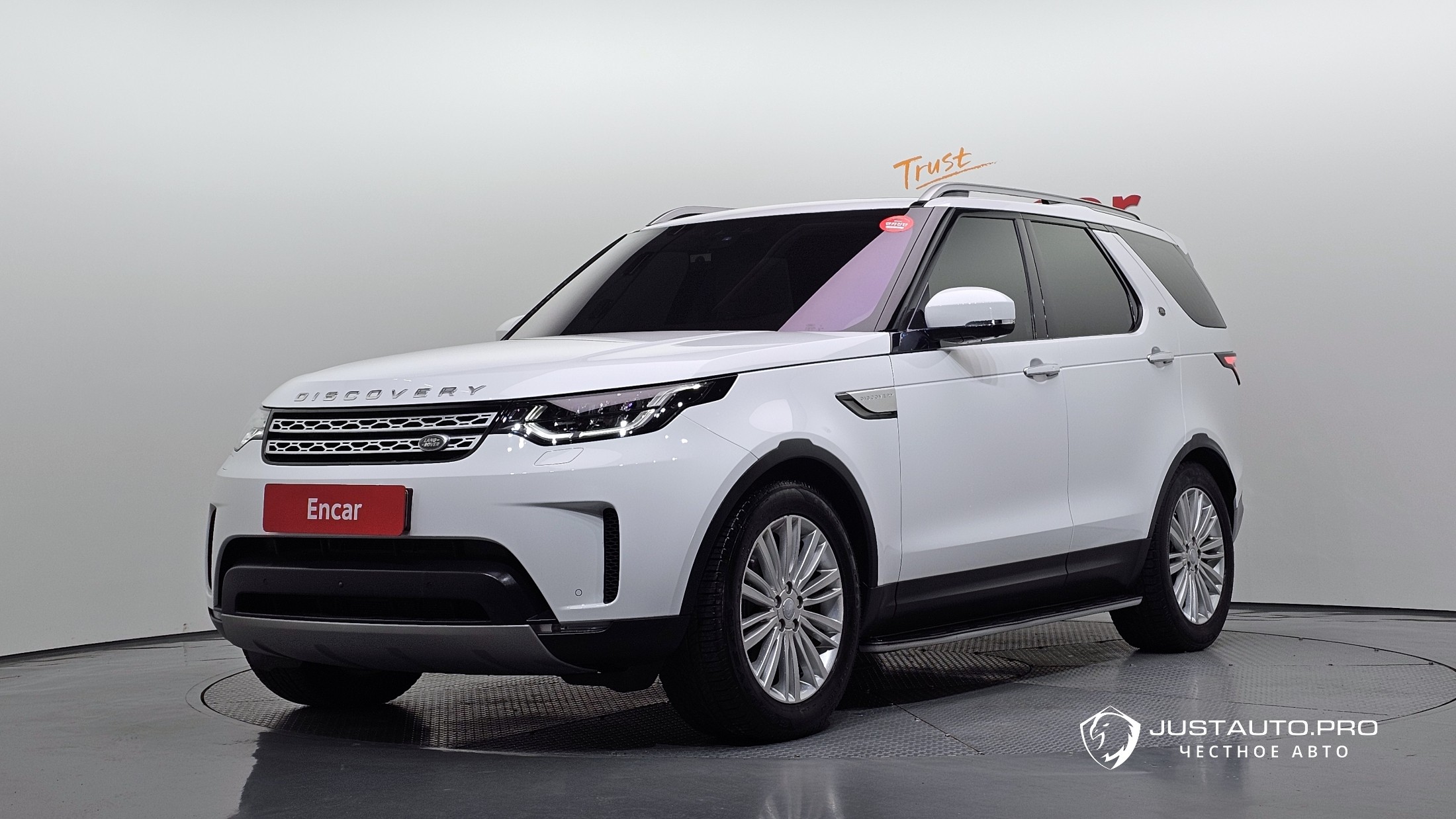 Автомобиль Land Rover Discovery