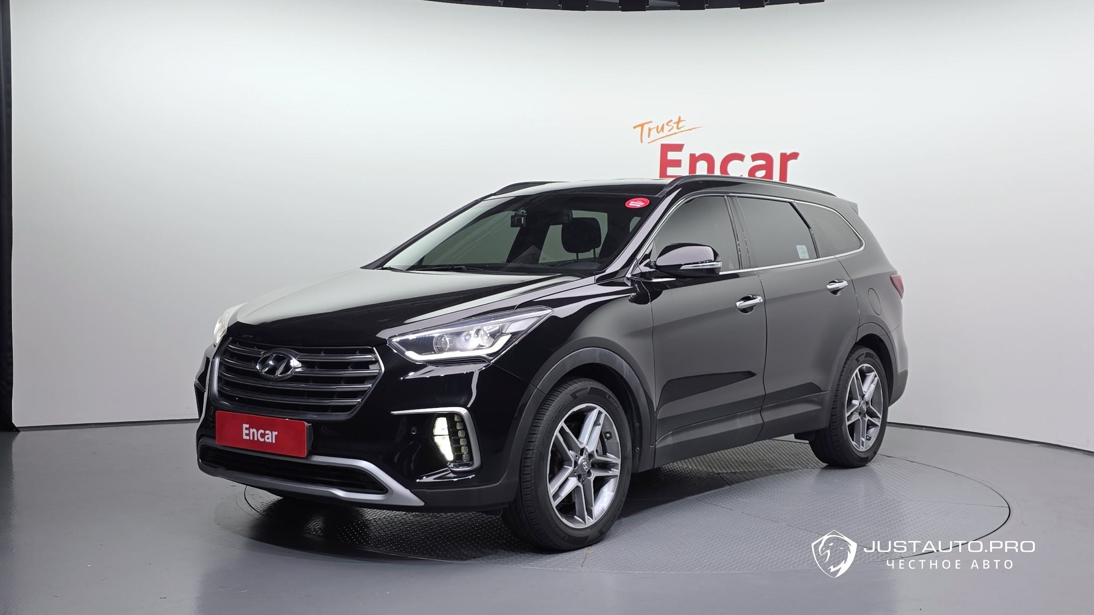 Автомобиль Hyundai Maxcruz