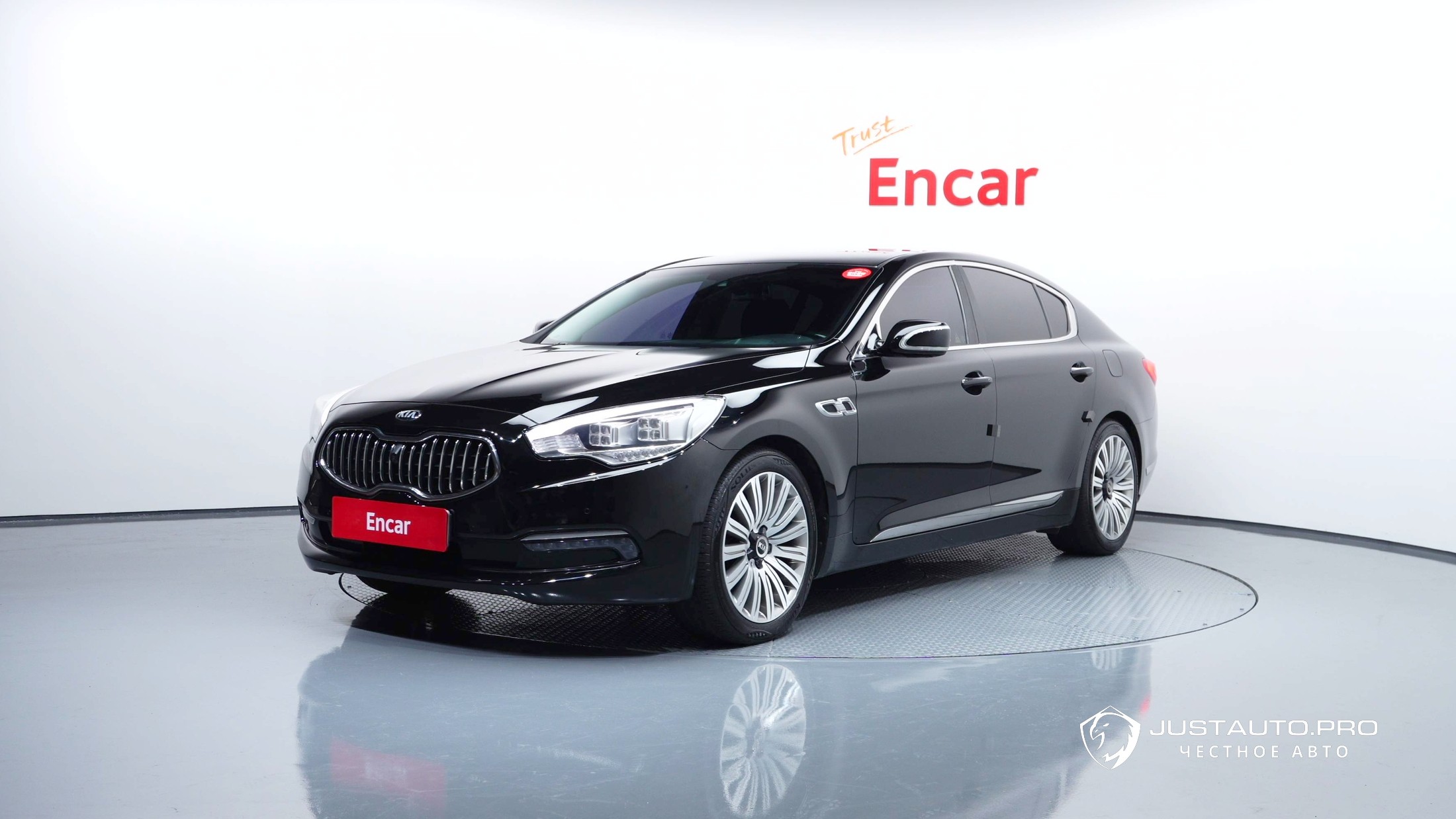 Автомобиль Kia K9