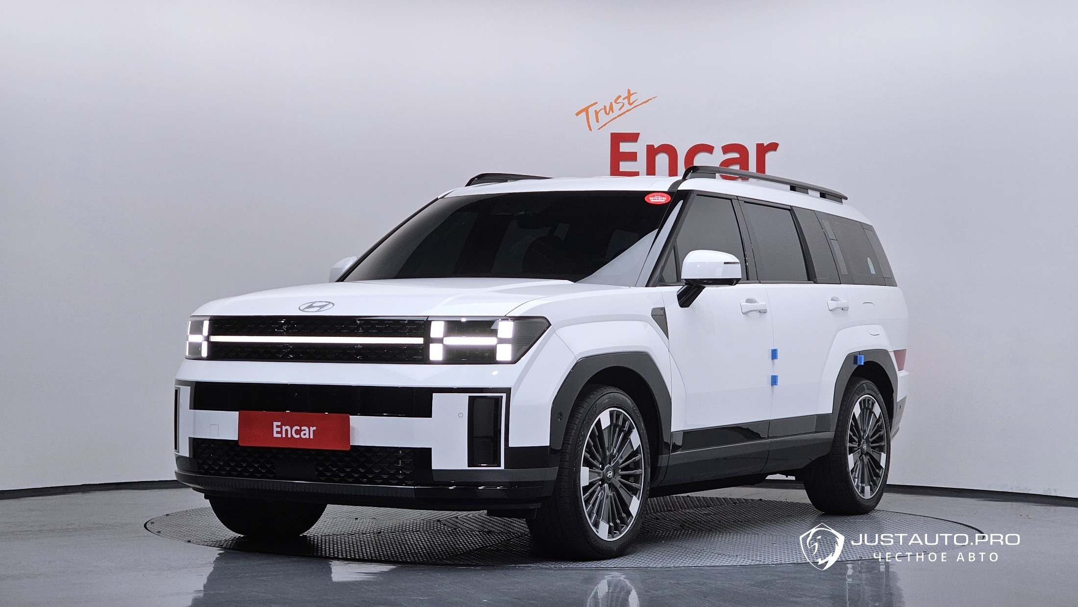 Автомобиль Hyundai Santafe