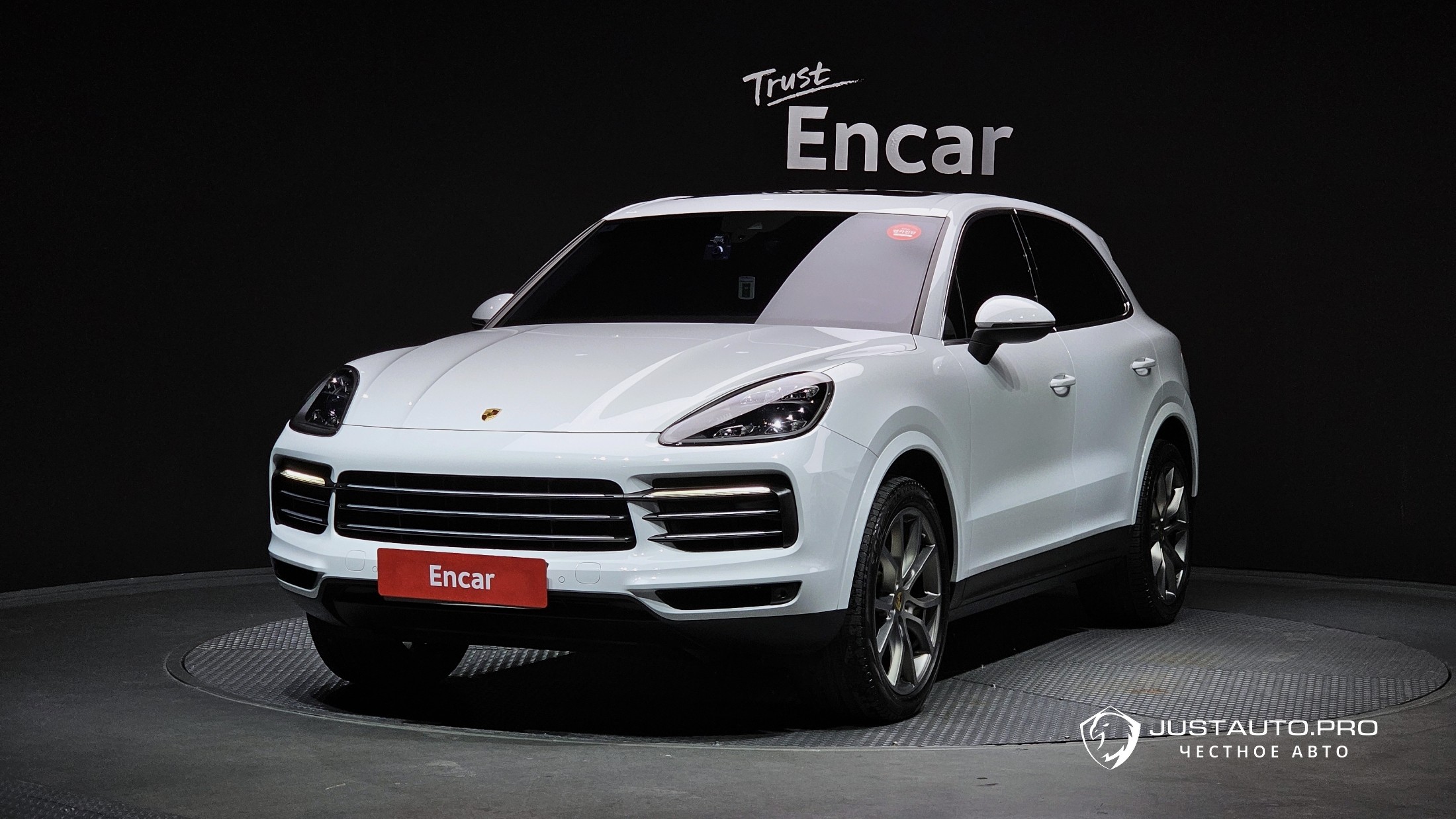 Автомобиль Porsche Cayenne