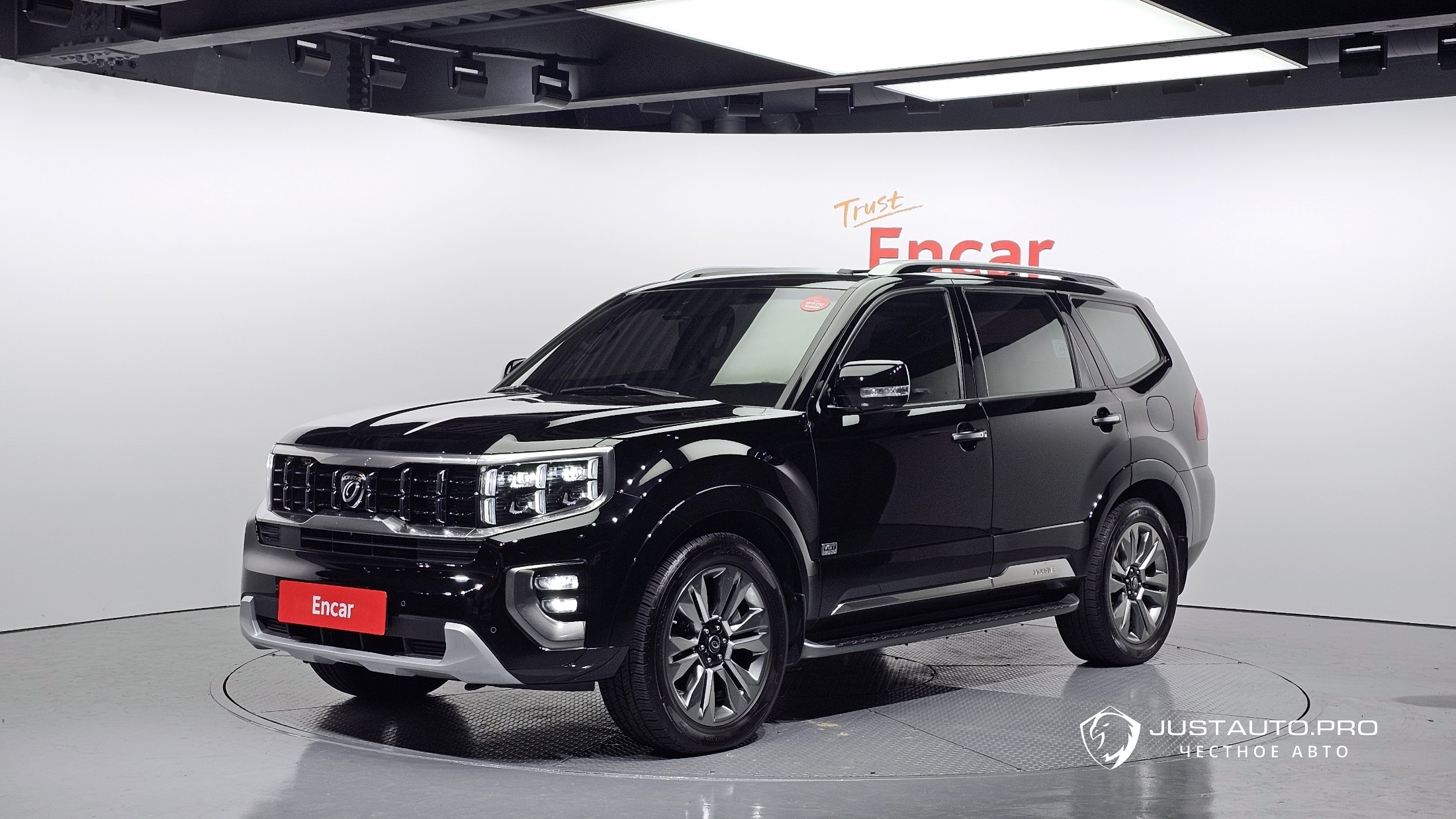 Автомобиль Kia Mohave