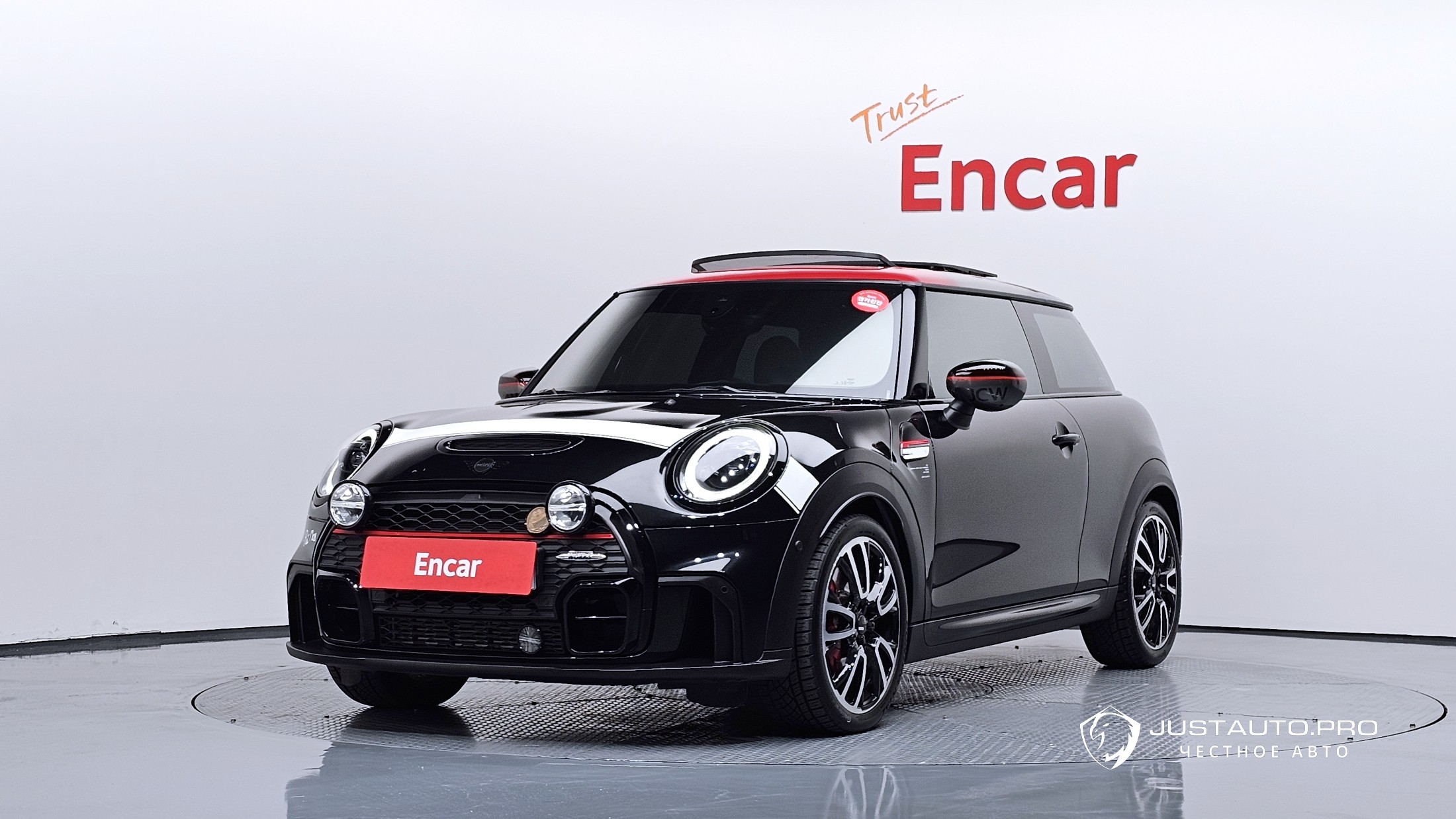 Автомобиль Mini Cooper