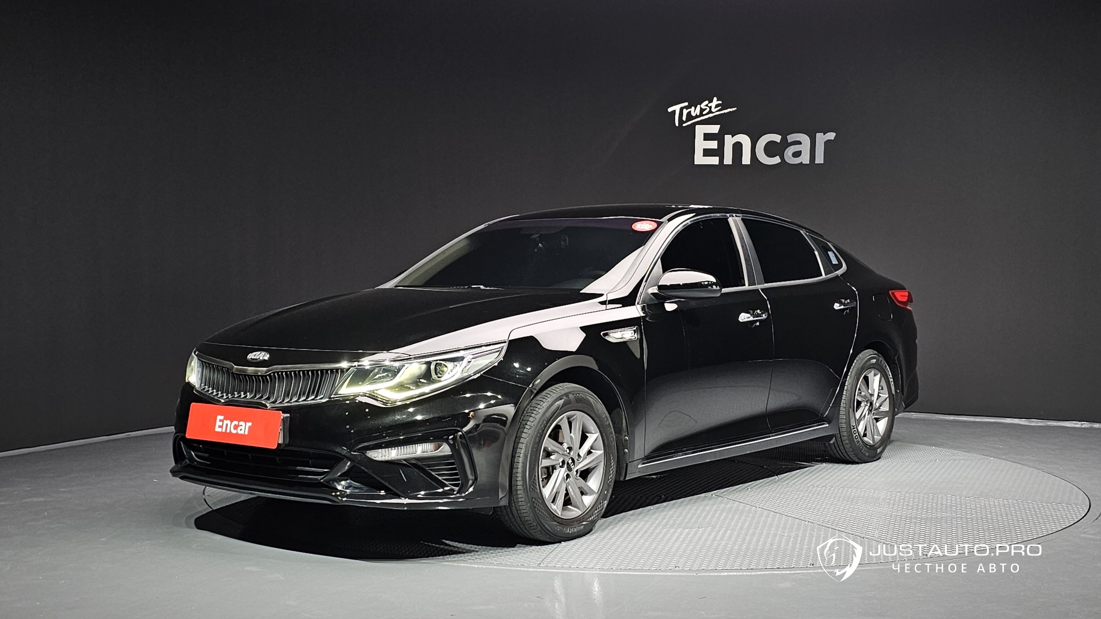 Автомобиль Kia K5