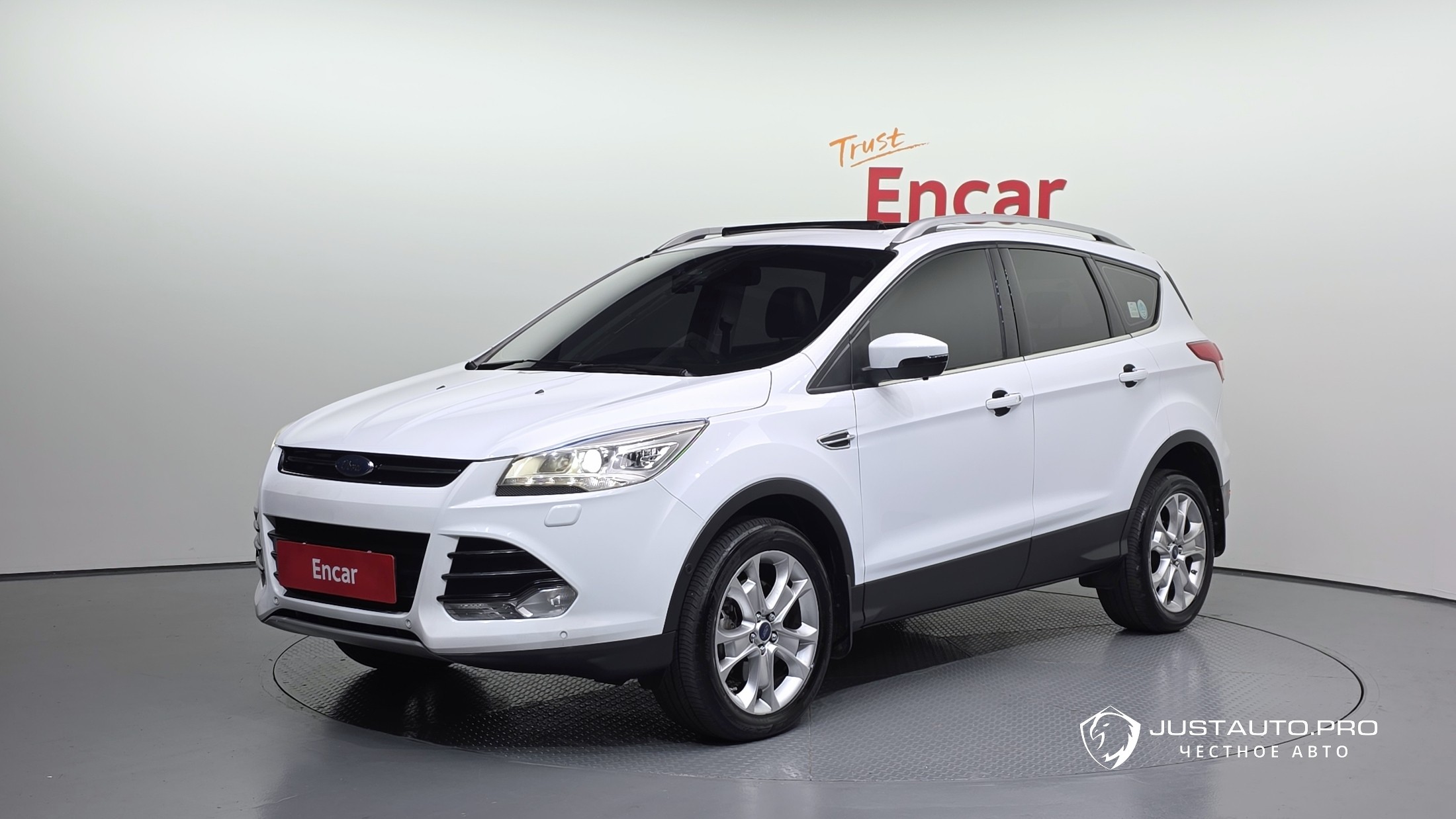 Автомобиль Ford Kuga