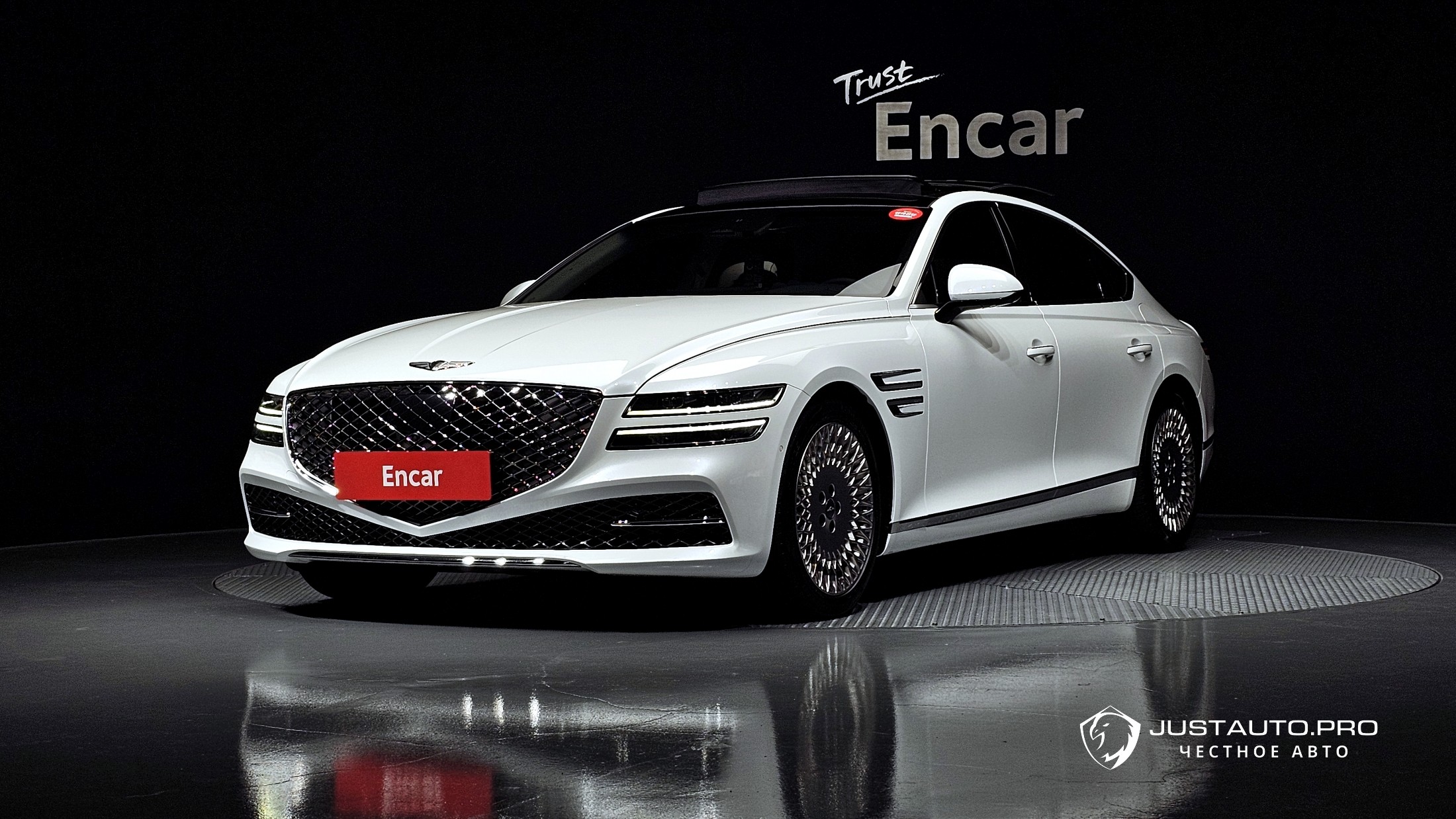 Автомобиль Genesis G80