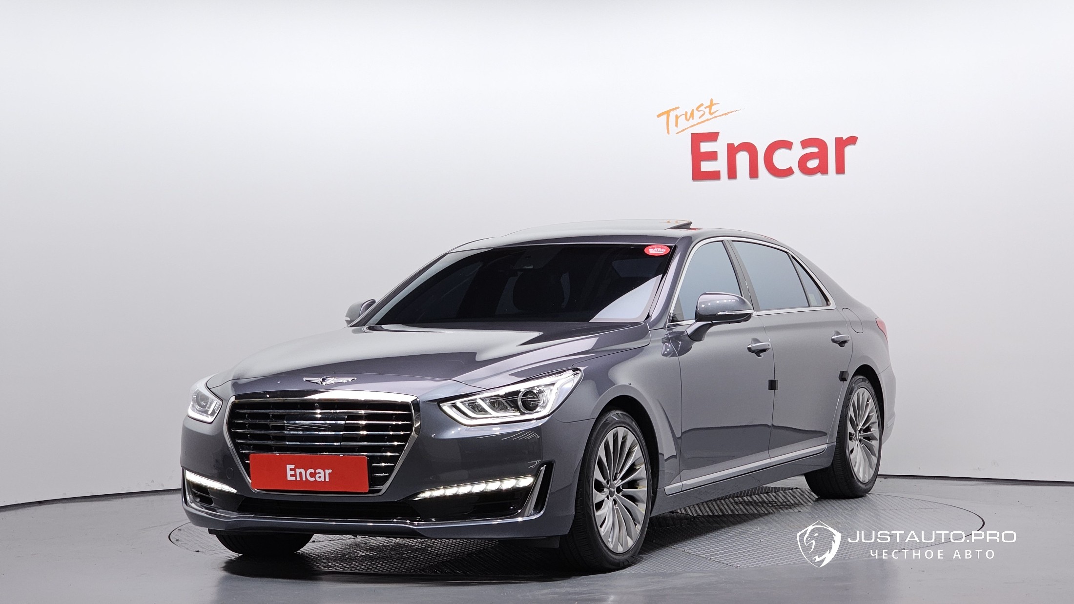 Автомобиль Genesis EQ900