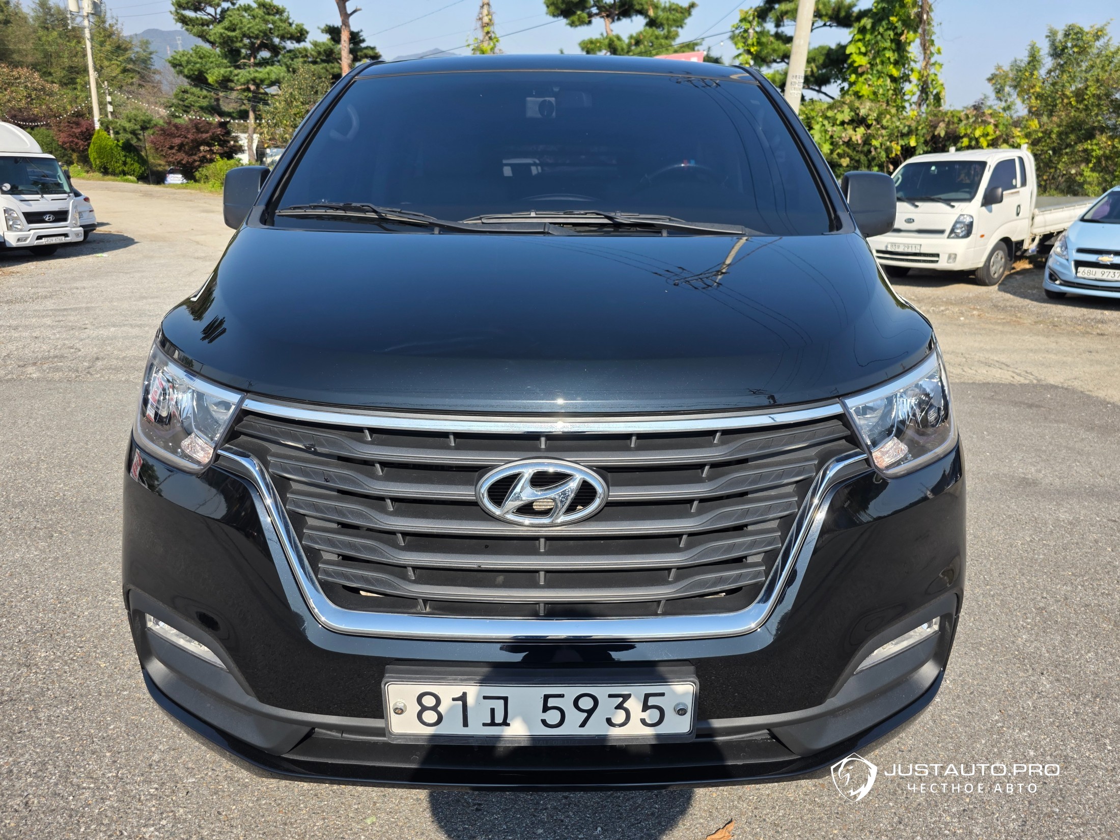 Автомобиль Hyundai Starex