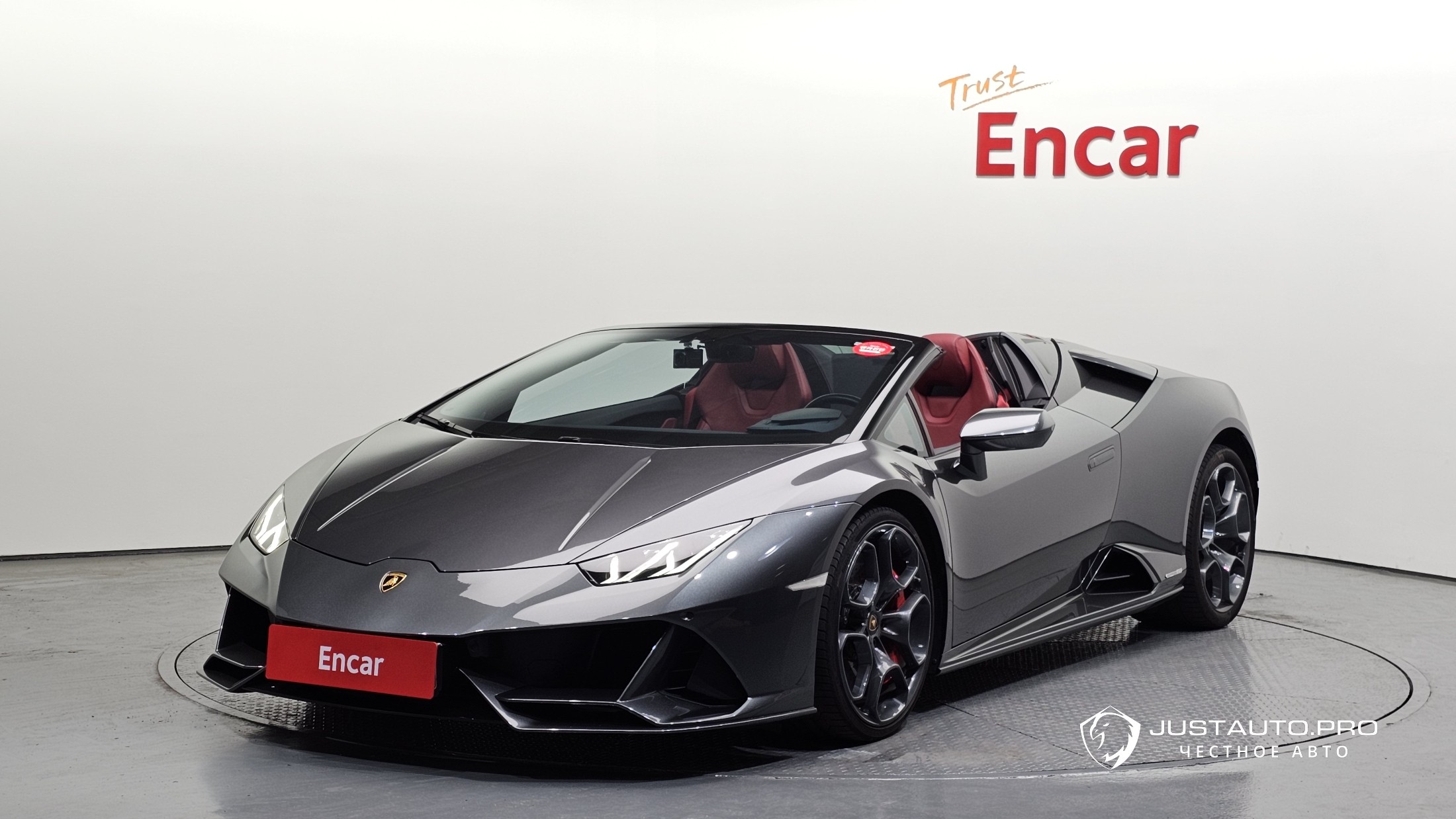 Автомобиль Lamborghini Huracan