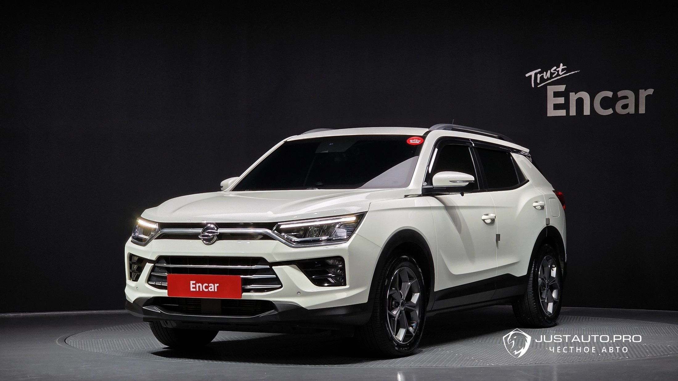 Автомобиль KG_Mobility_Ssangyong KORANDO