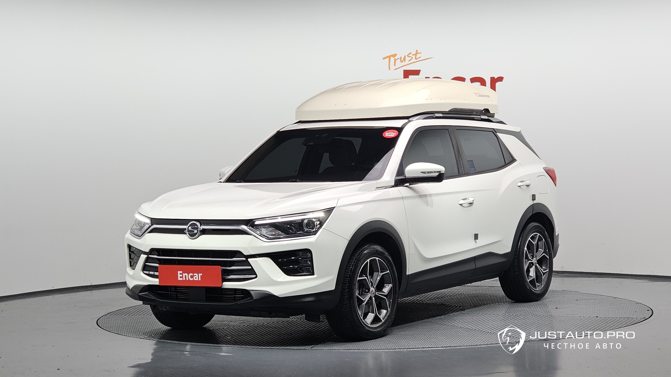 Автомобиль KG_Mobility_Ssangyong KORANDO