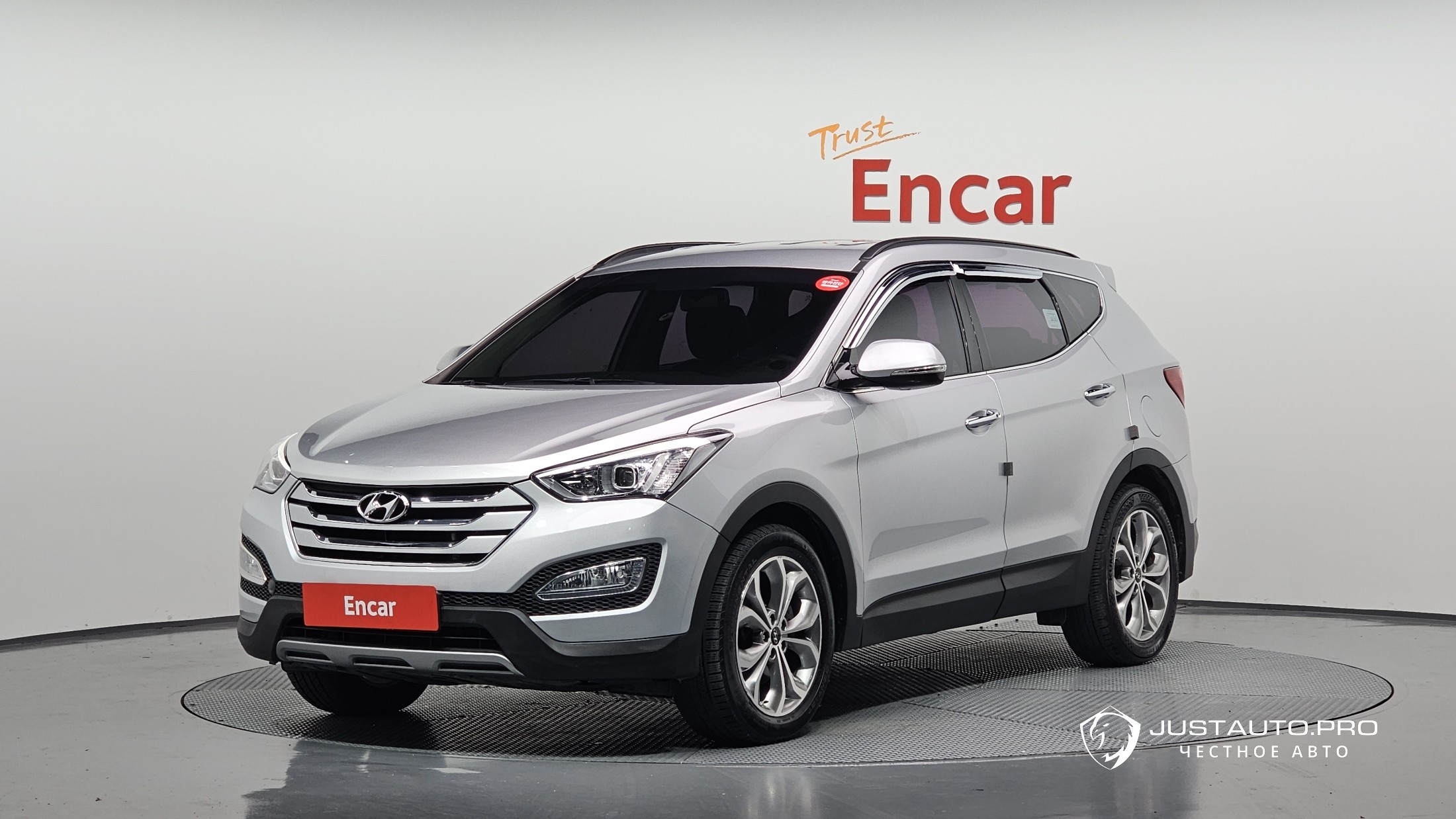 Автомобиль Hyundai Santafe