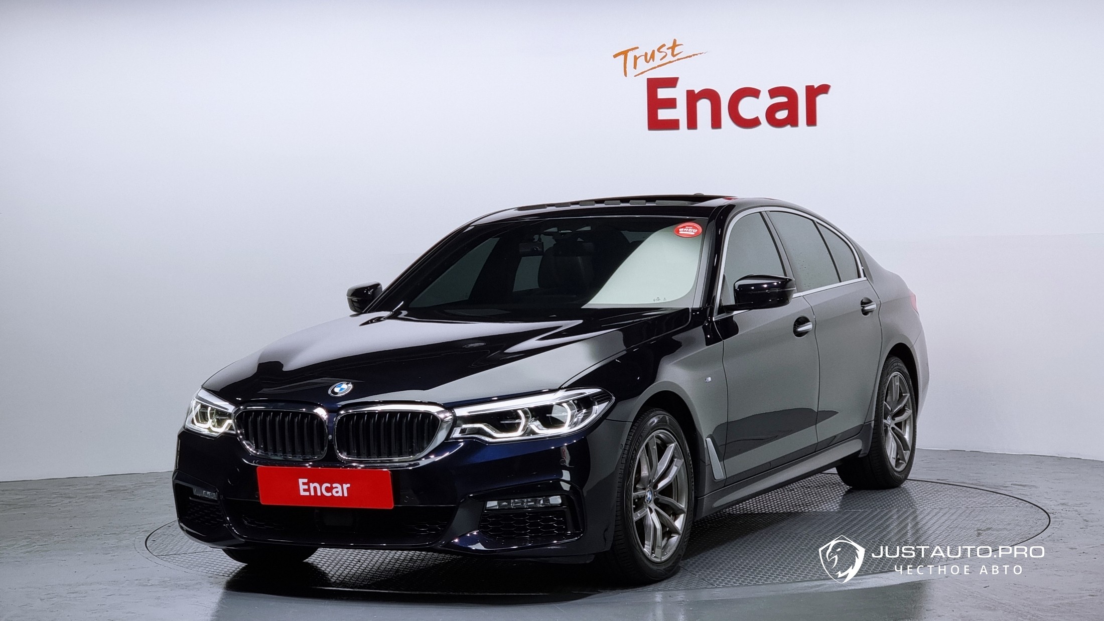 Автомобиль BMW 5-Series