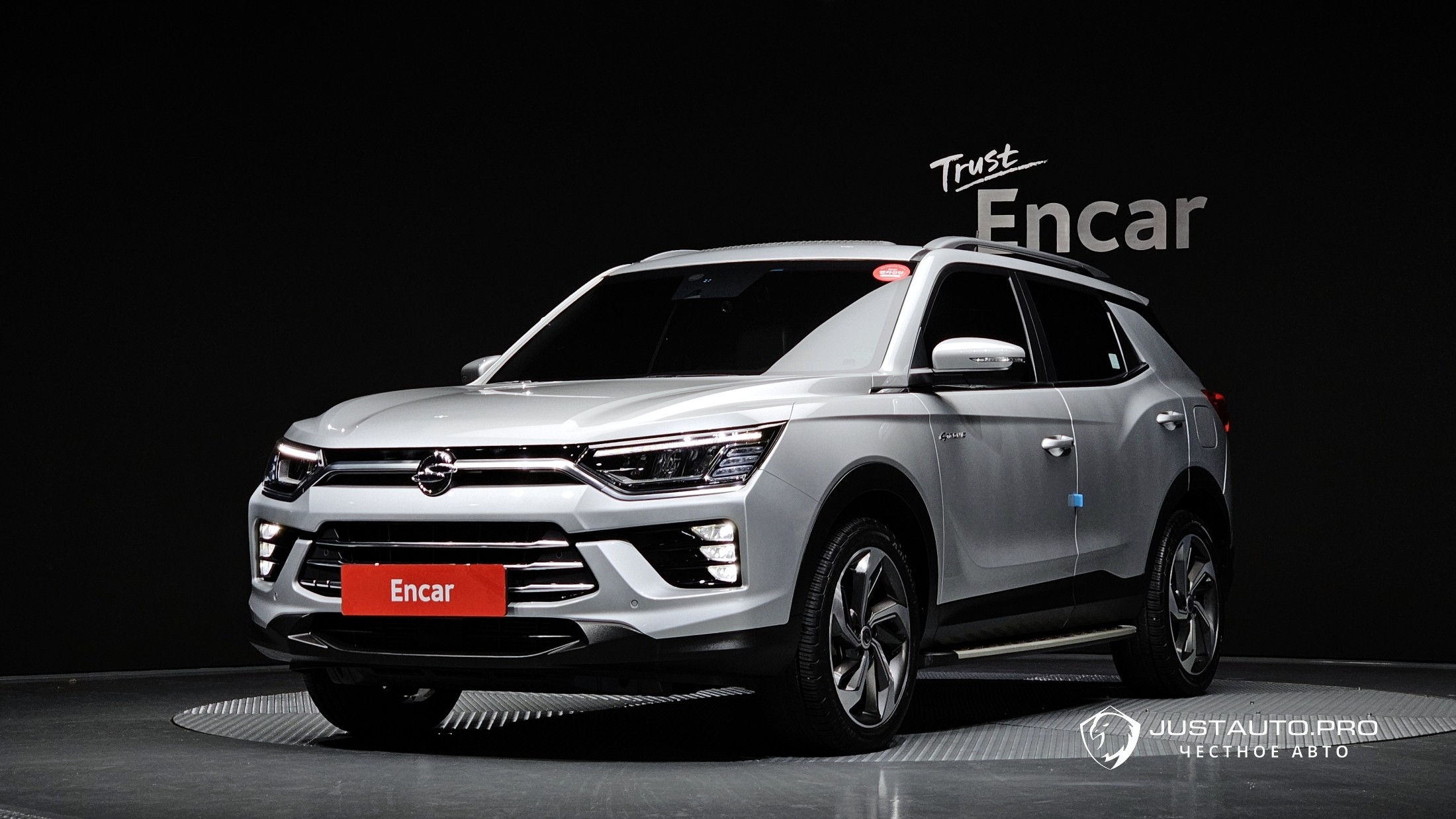 Автомобиль KG_Mobility_Ssangyong KORANDO