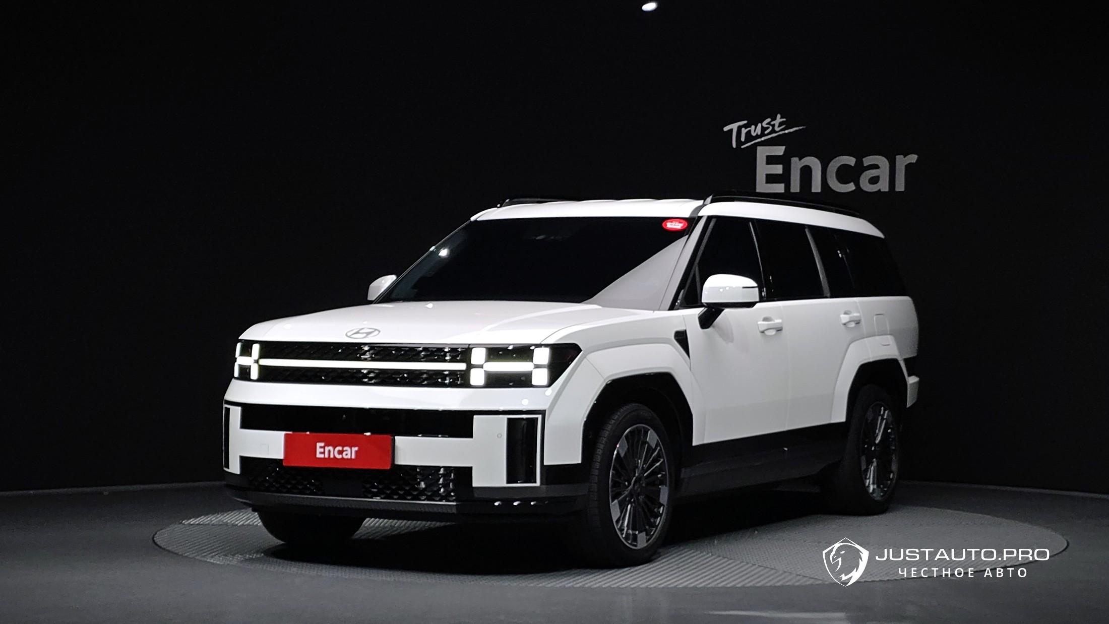 Автомобиль Hyundai Santafe