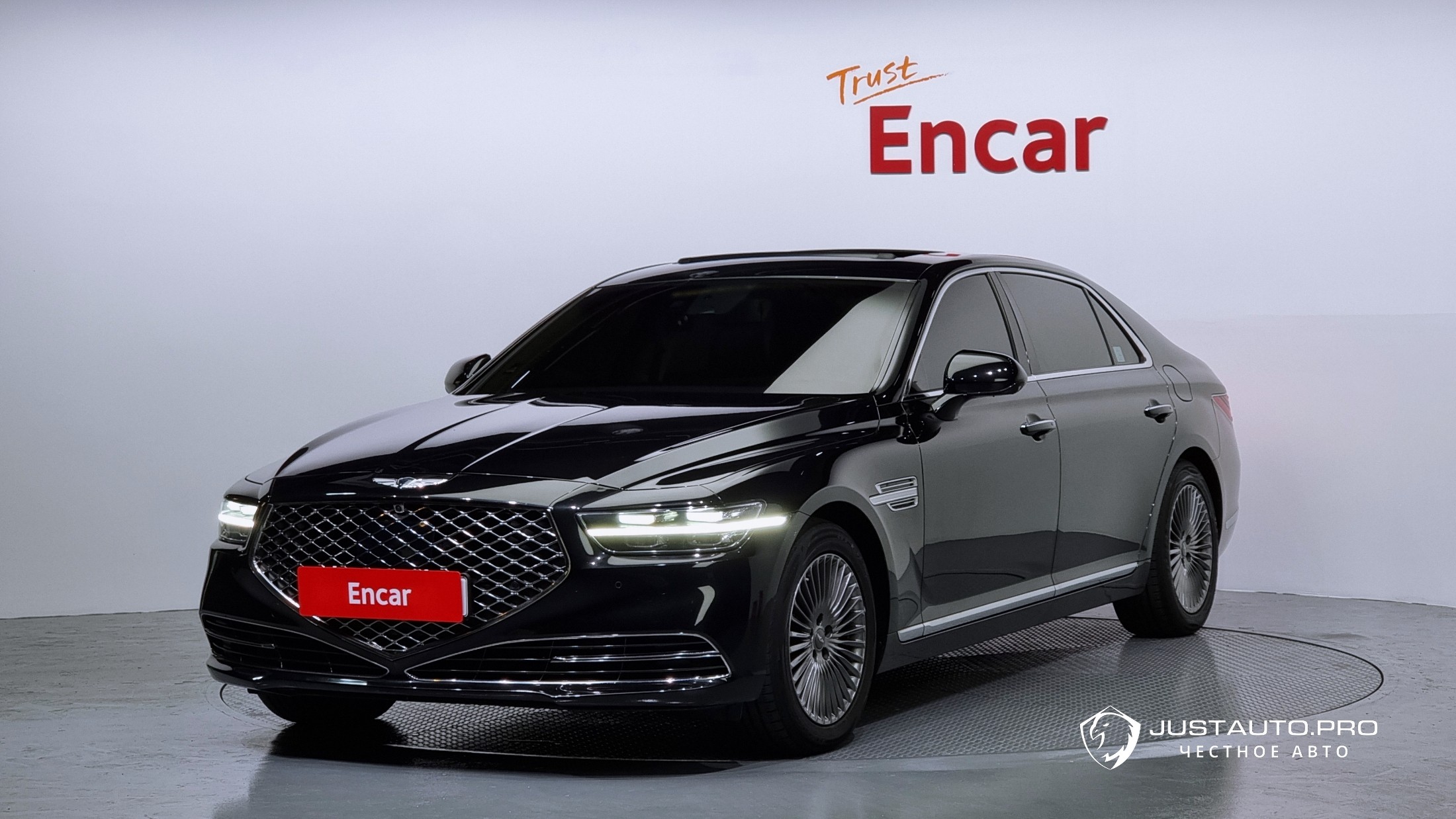 Автомобиль Genesis G90