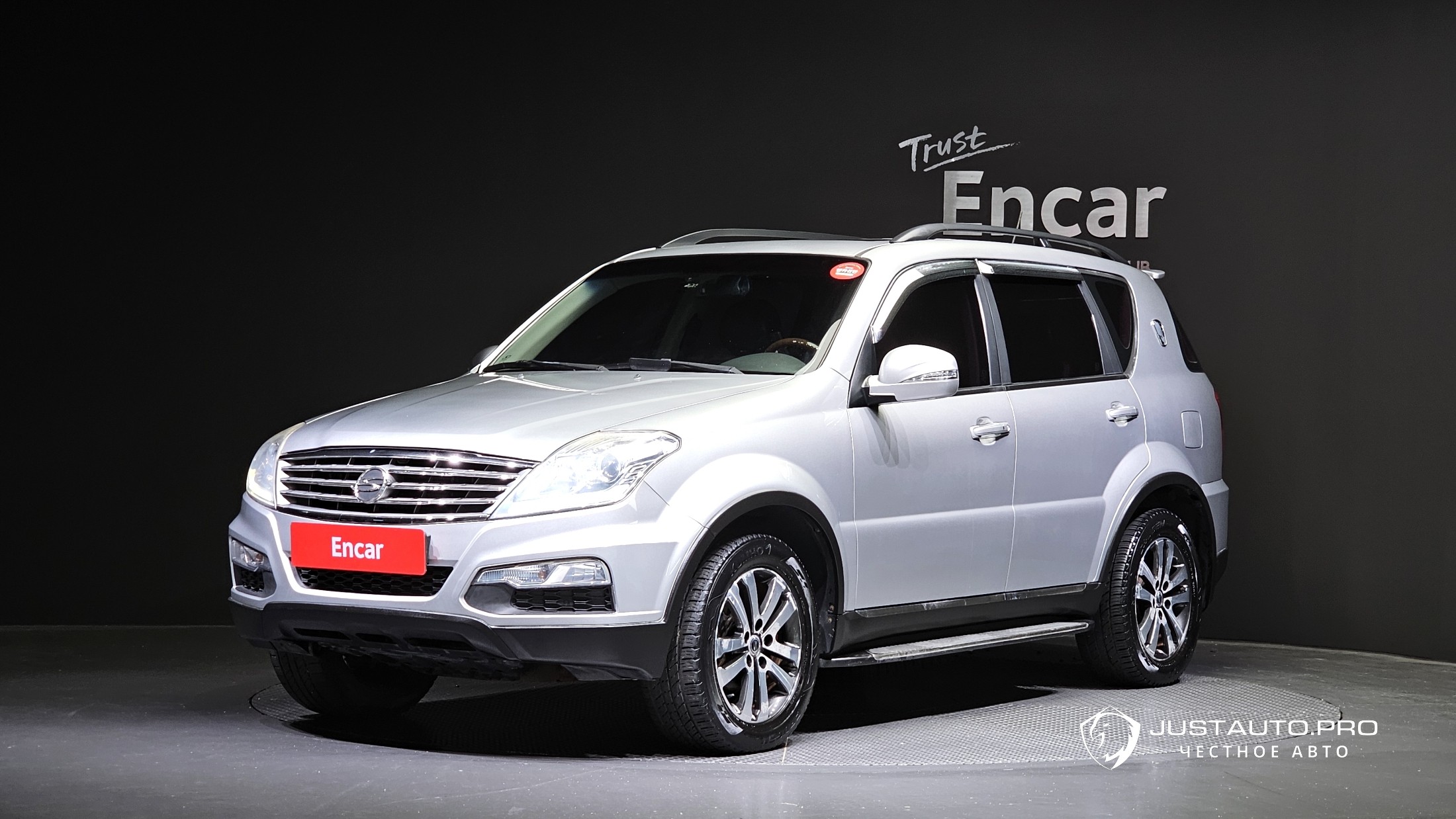 Автомобиль KG_Mobility_Ssangyong Rexton