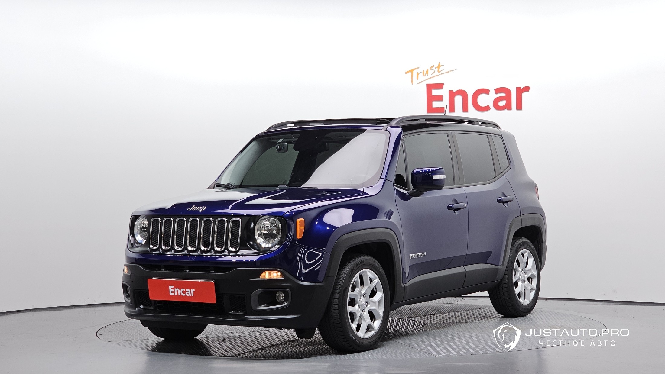 Автомобиль Jeep Renegade