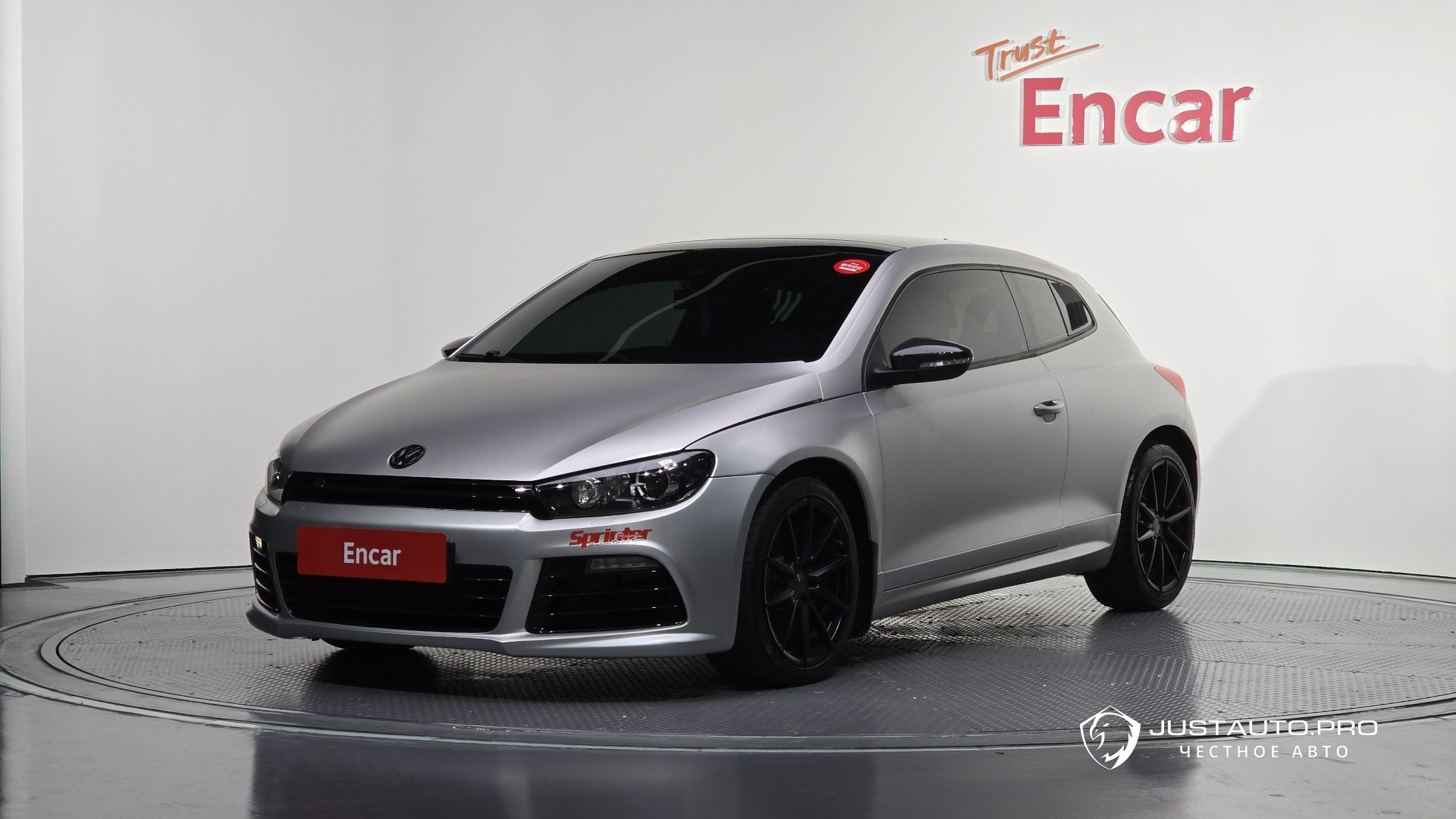 Автомобиль Volkswagen Scirocco