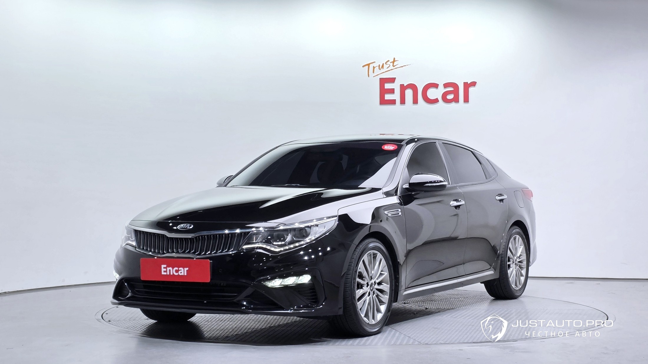 Автомобиль Kia K5