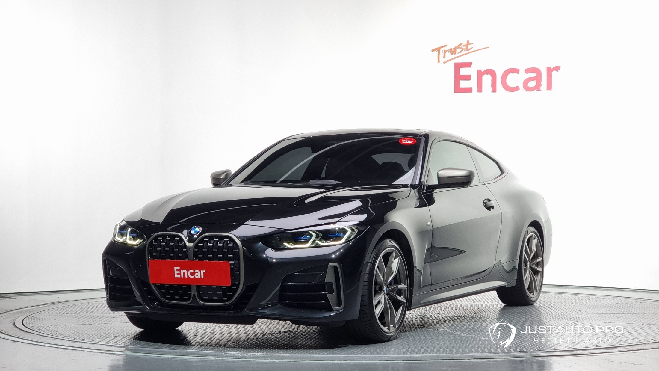 Автомобиль BMW 4-Series