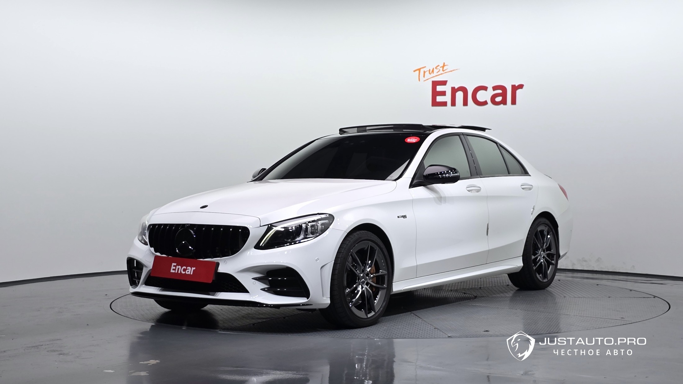 Автомобиль Mercedes-Benz C-Class