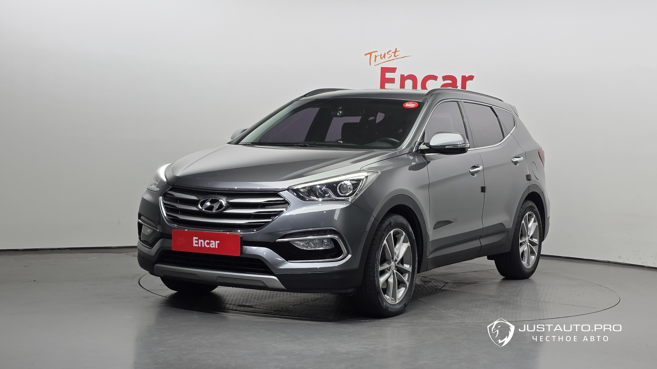 Автомобиль Hyundai Santafe
