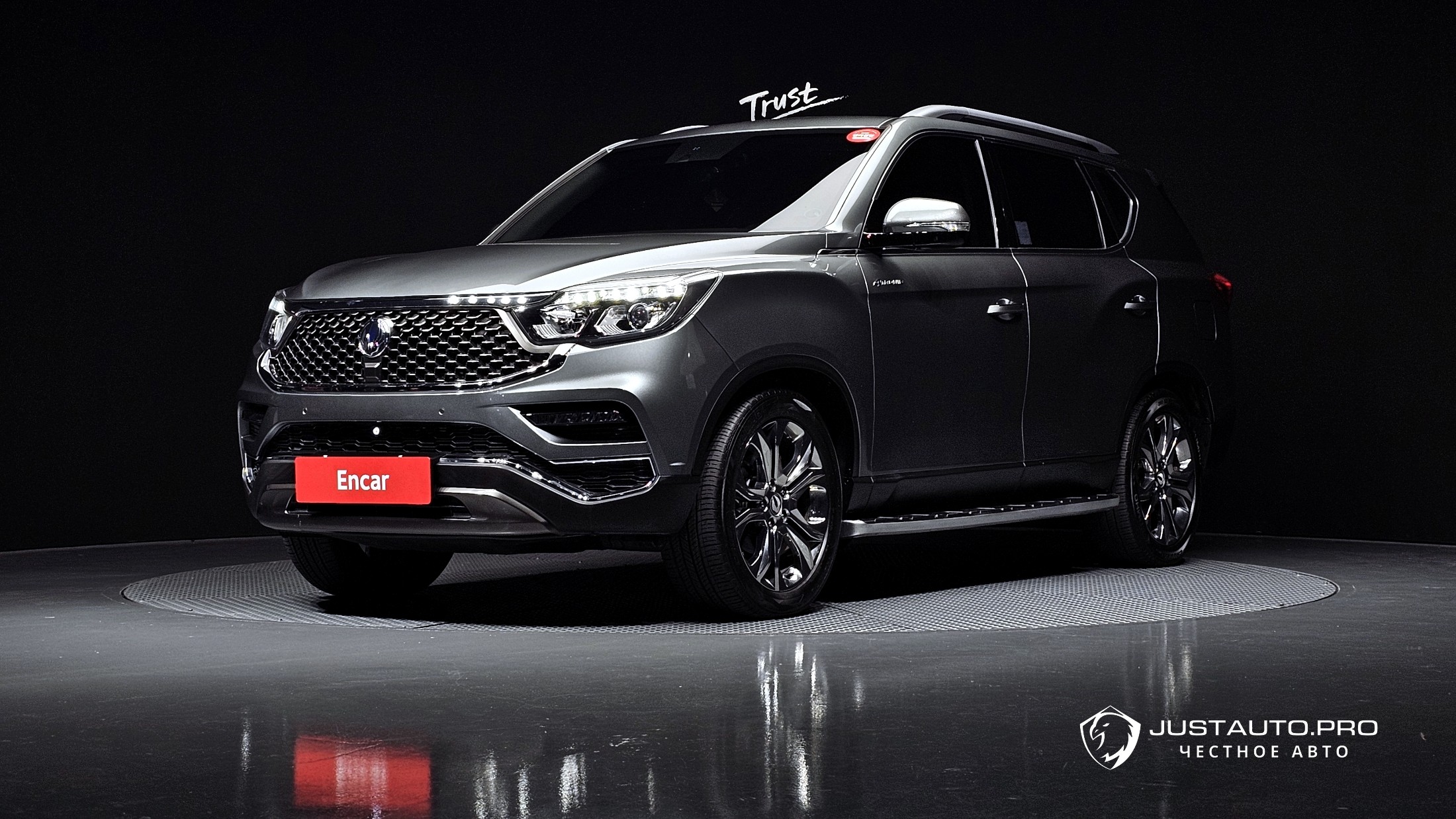 Автомобиль KG_Mobility_Ssangyong Rexton