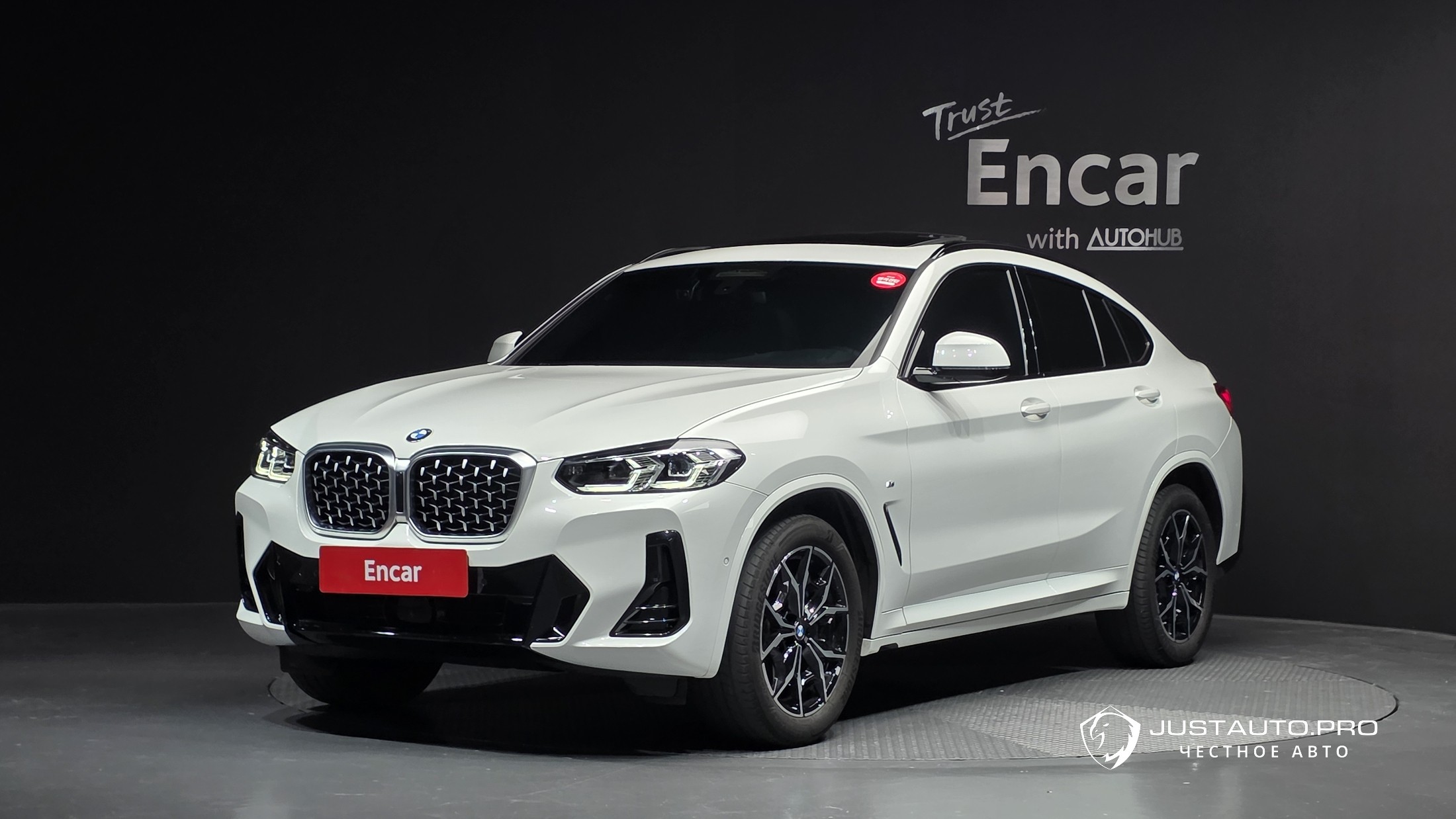Автомобиль BMW X4